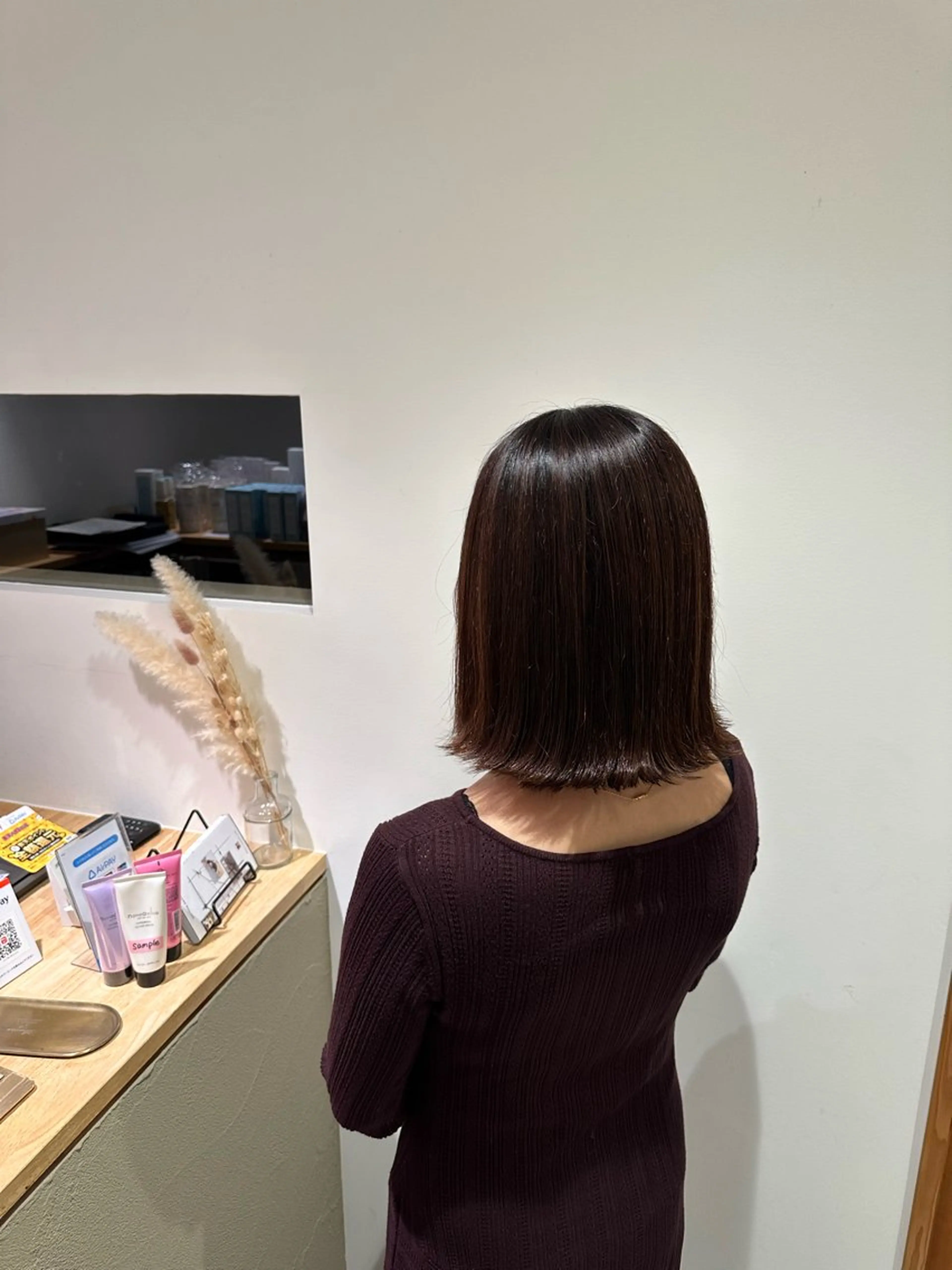 ミディアム 切りっぱなしボブ ボブ 外ハネヘア レイヤー/蟹江/ くすみカラー/川口のヘアスタイル