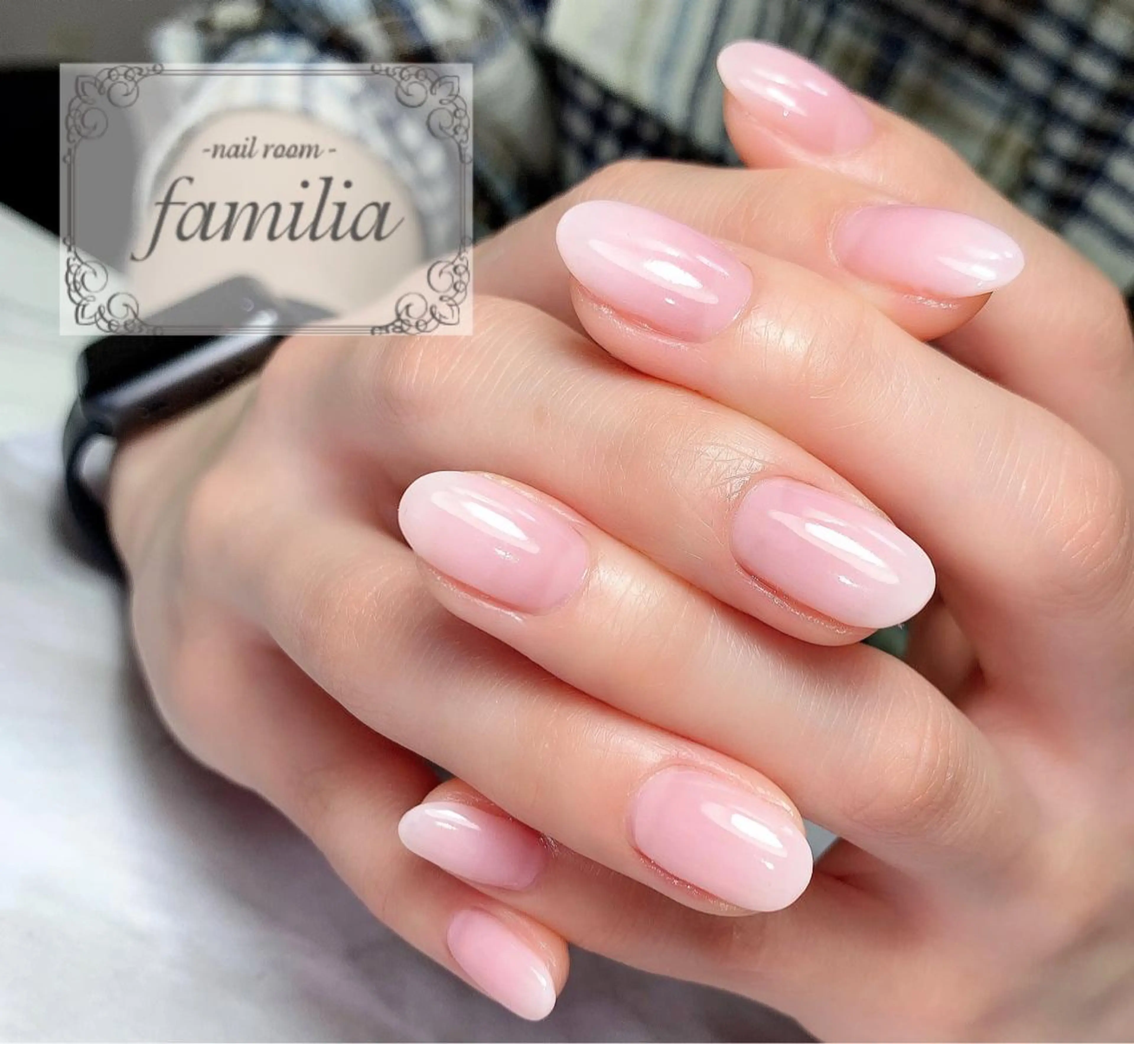 ネイル ハンドネイル -nailroom- familiaのネイルデザイン