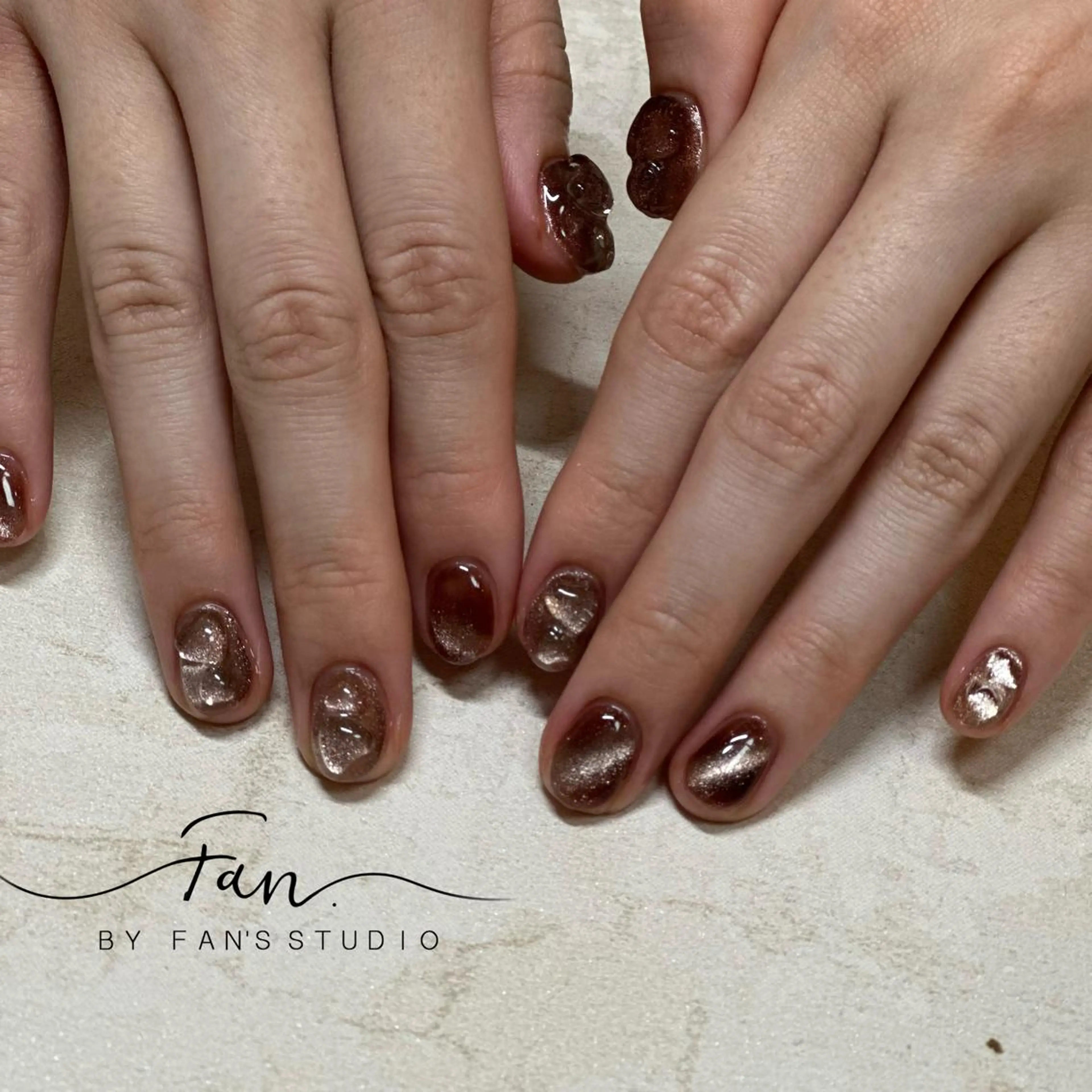 ネイル ジェルネイル マグネットネイル ミラーネイル 持ち込み ニュアンスネイル ハンドネイル ハンドケア 🌻FAN'S STUDIO池袋🌻のネイルデザイン