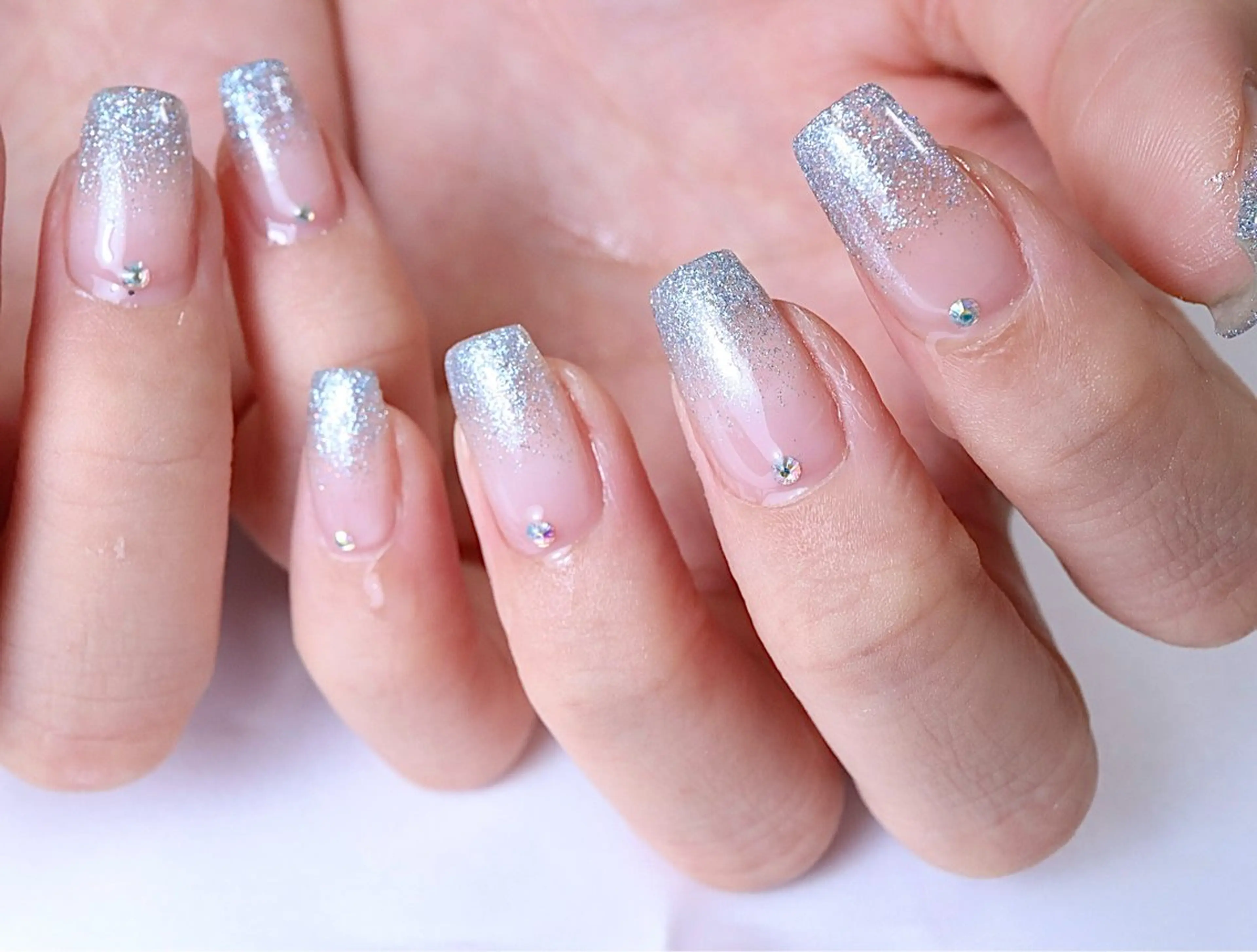 ネイル グラデーション ラメ(グリッター) ラメグラデーション nail salon  Cherie et Beaute所属・nail salon シェリーのネイルデザイン