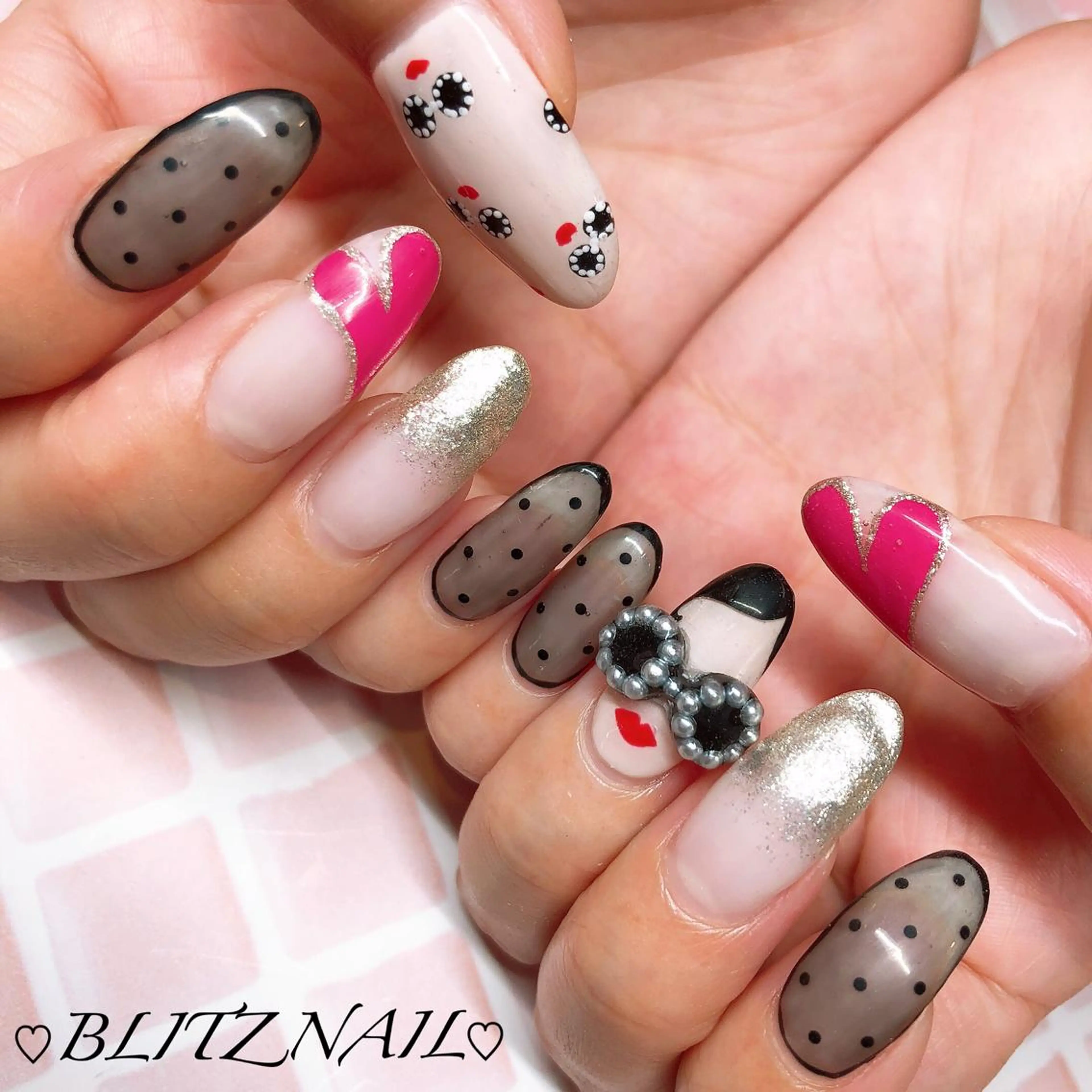 ネイル BLITZ Nail 岩田💅🏻✨のネイルデザイン