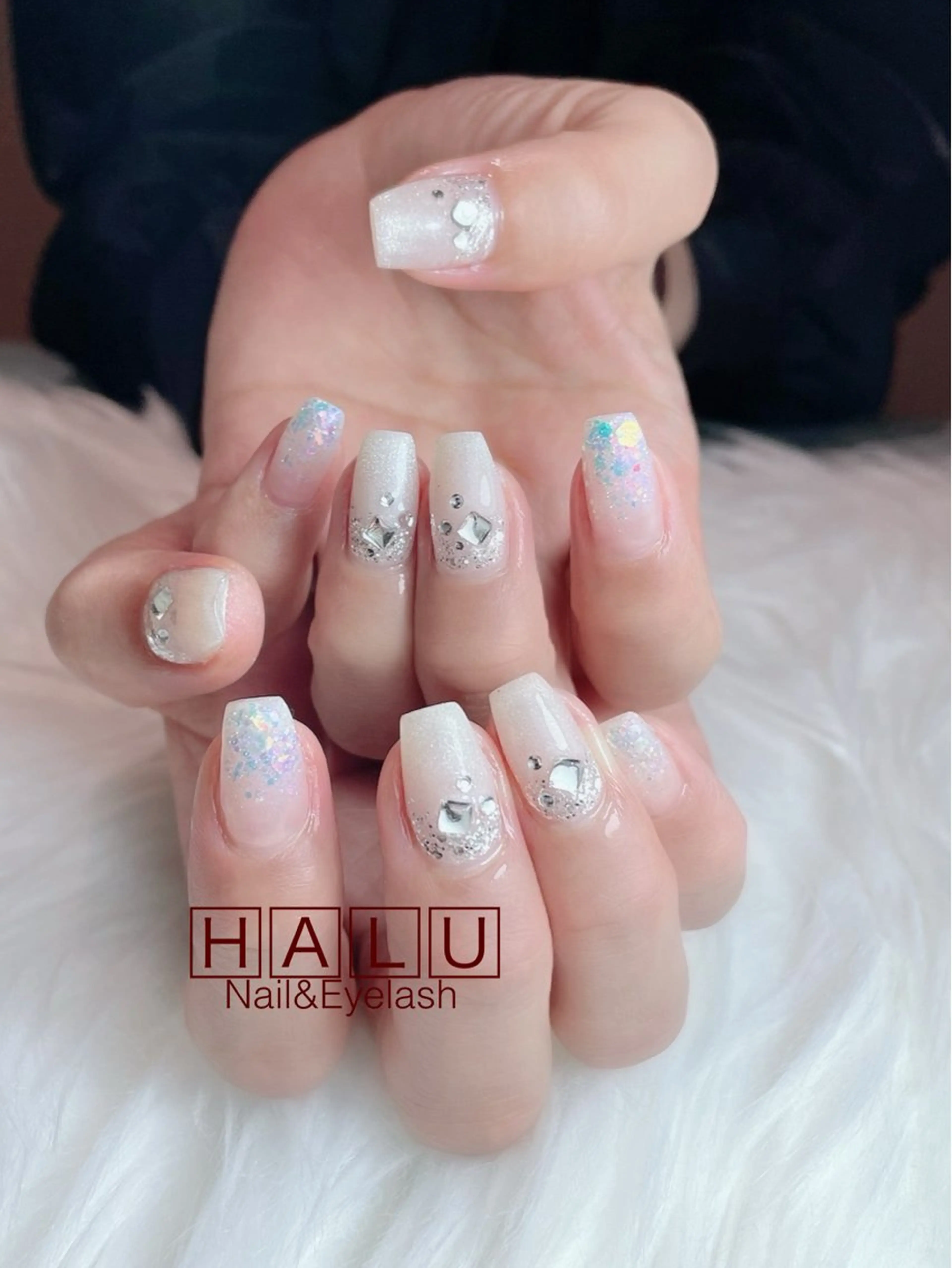 ネイル キラキラネイル HALU ハルのネイルデザイン