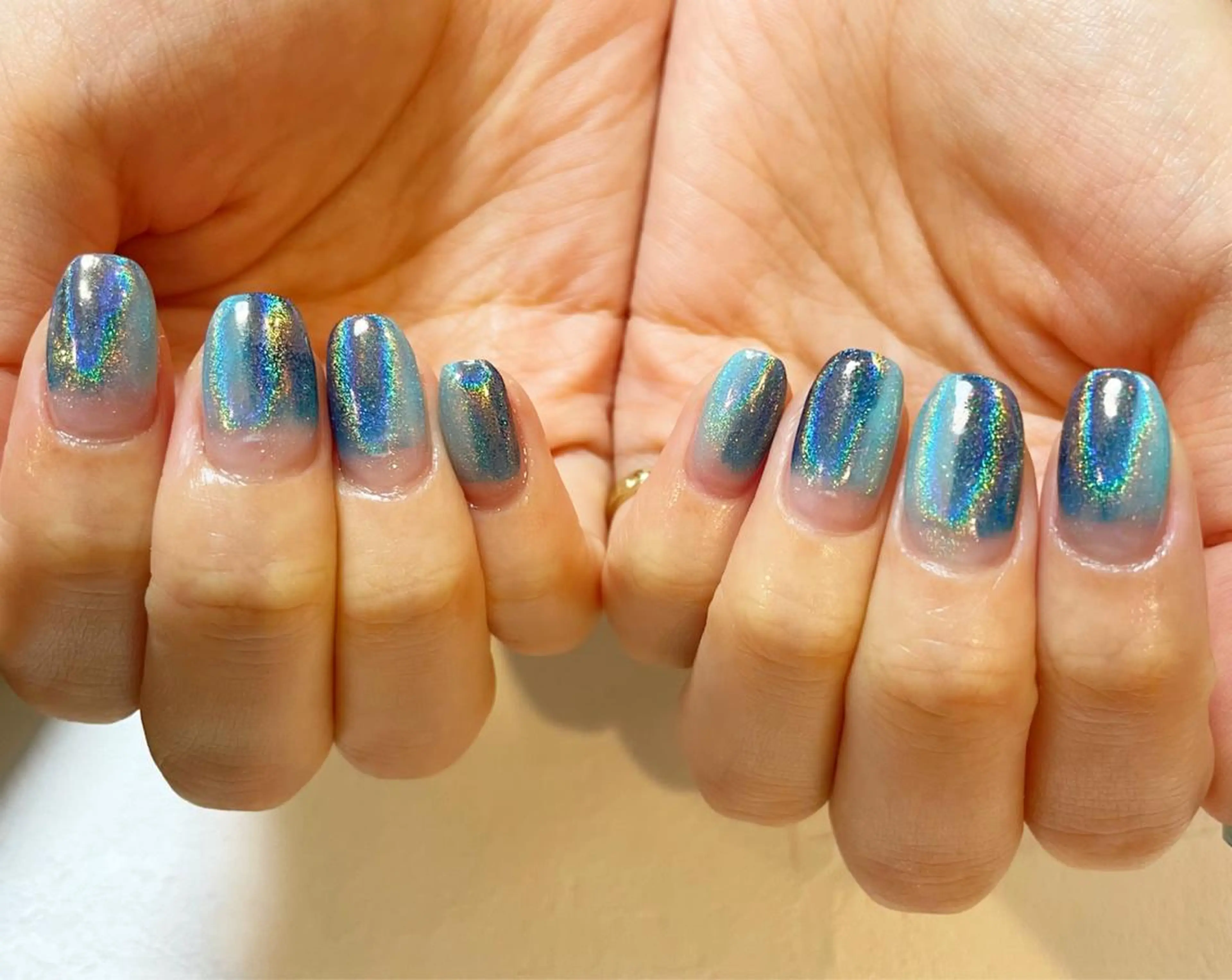 ミディアム ネイル Re:st〔リスト〕所属・ayane Re:st〔リスト〕のネイルデザイン