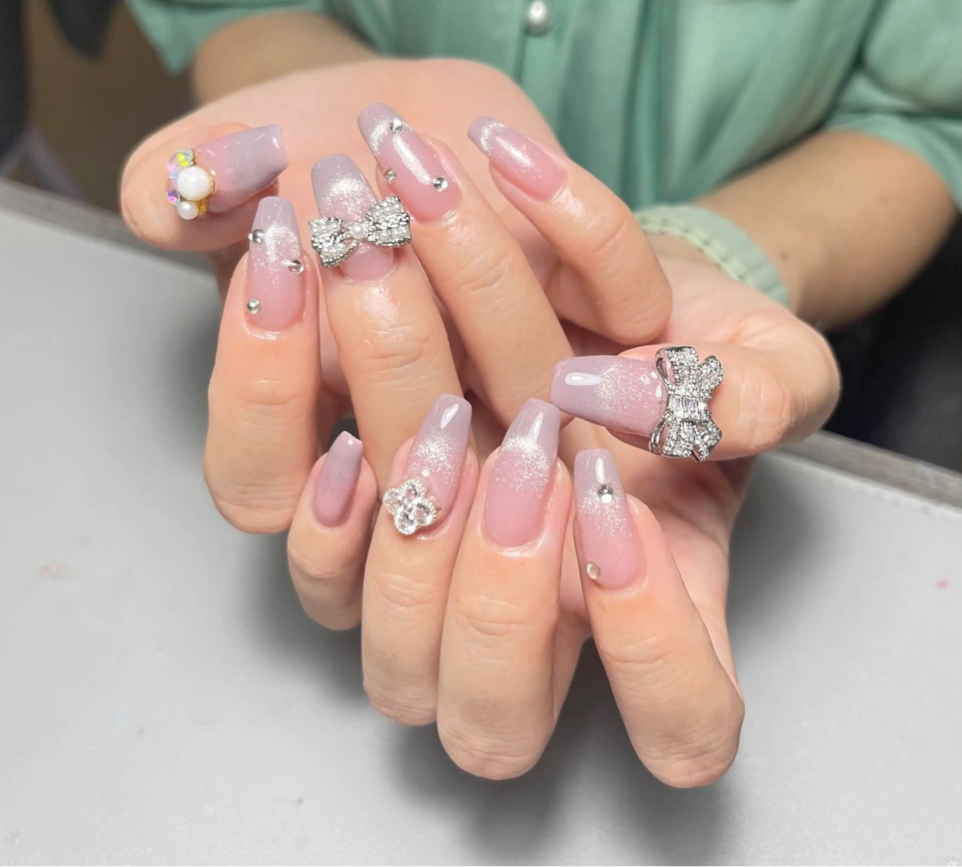 ネイル アートネイル 成人式 ジェルネイル ニュアンスネイル 夏ネイル アンアンBelle Nail Salonのネイルデザイン