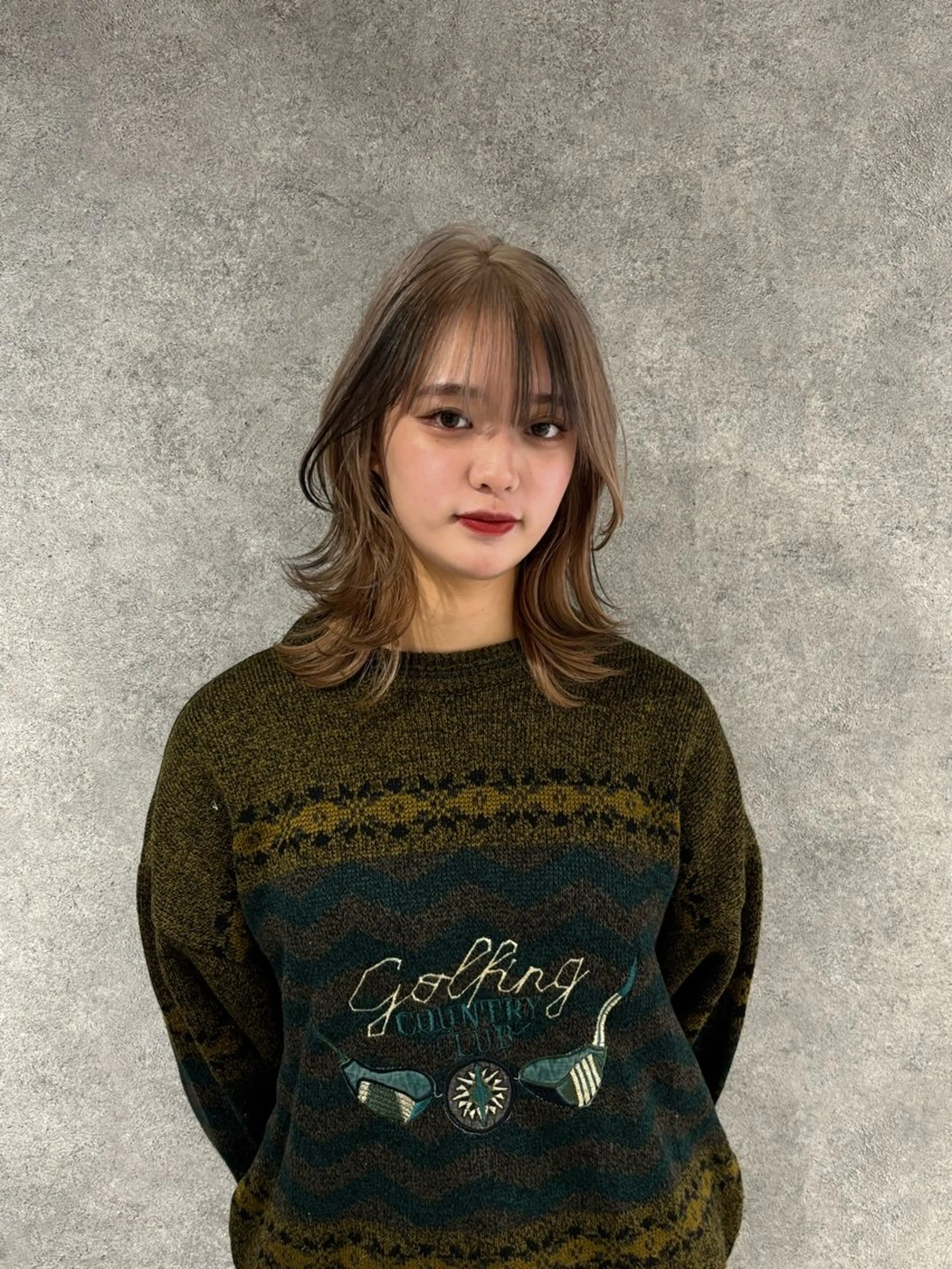 ミディアム カラー ブリーチ ケアブリーチ 透明感カラー デザインカラー ダブルカラー カット ヘアカラー トリートメント RURI韓国ボブ 🇰🇷タッセルボブのヘアスタイル