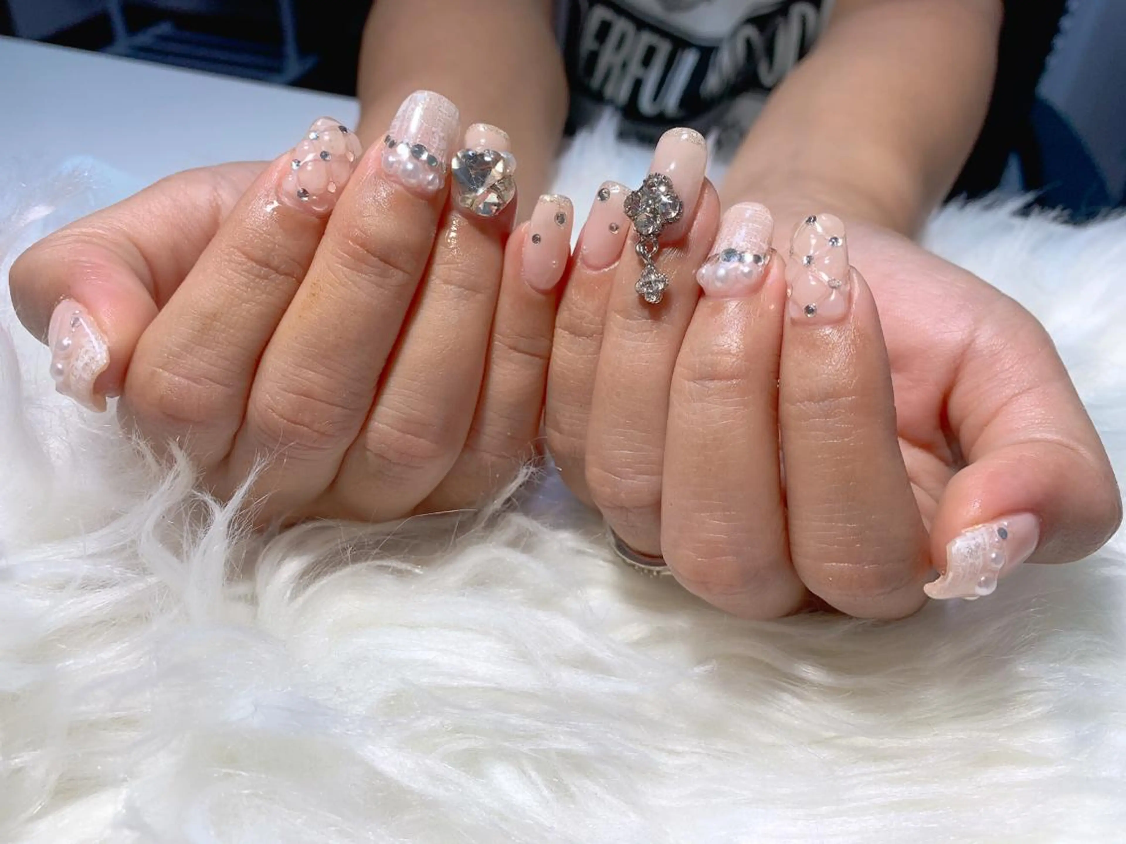 ネイル ハンドネイル フットネイル 高島 夏海のネイルデザイン