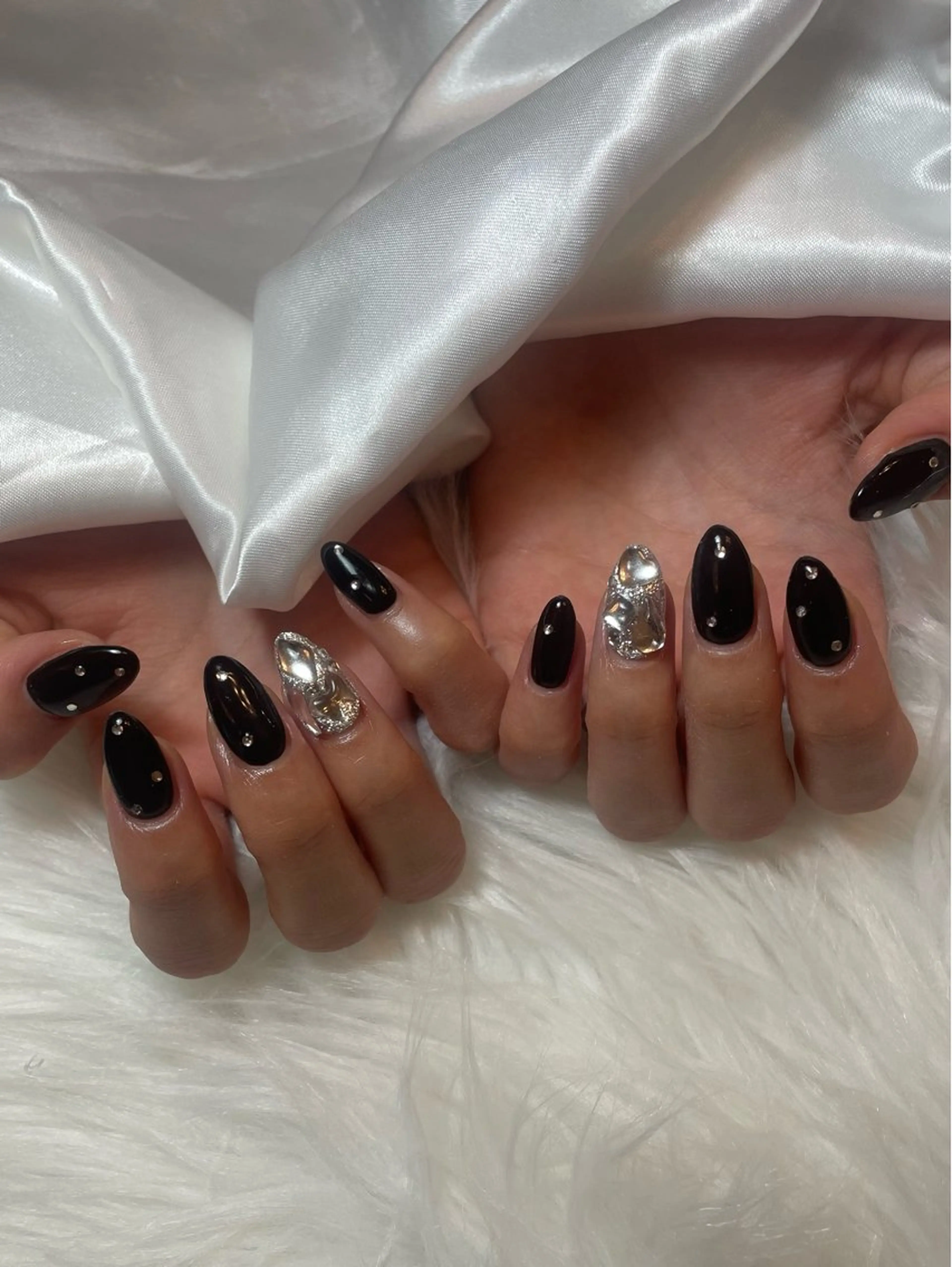 ネイル ブルー フレンチネイル キラキラネイル 韓国ネイル マグネットネイル ハンドネイル timtam --sakiのネイルデザイン