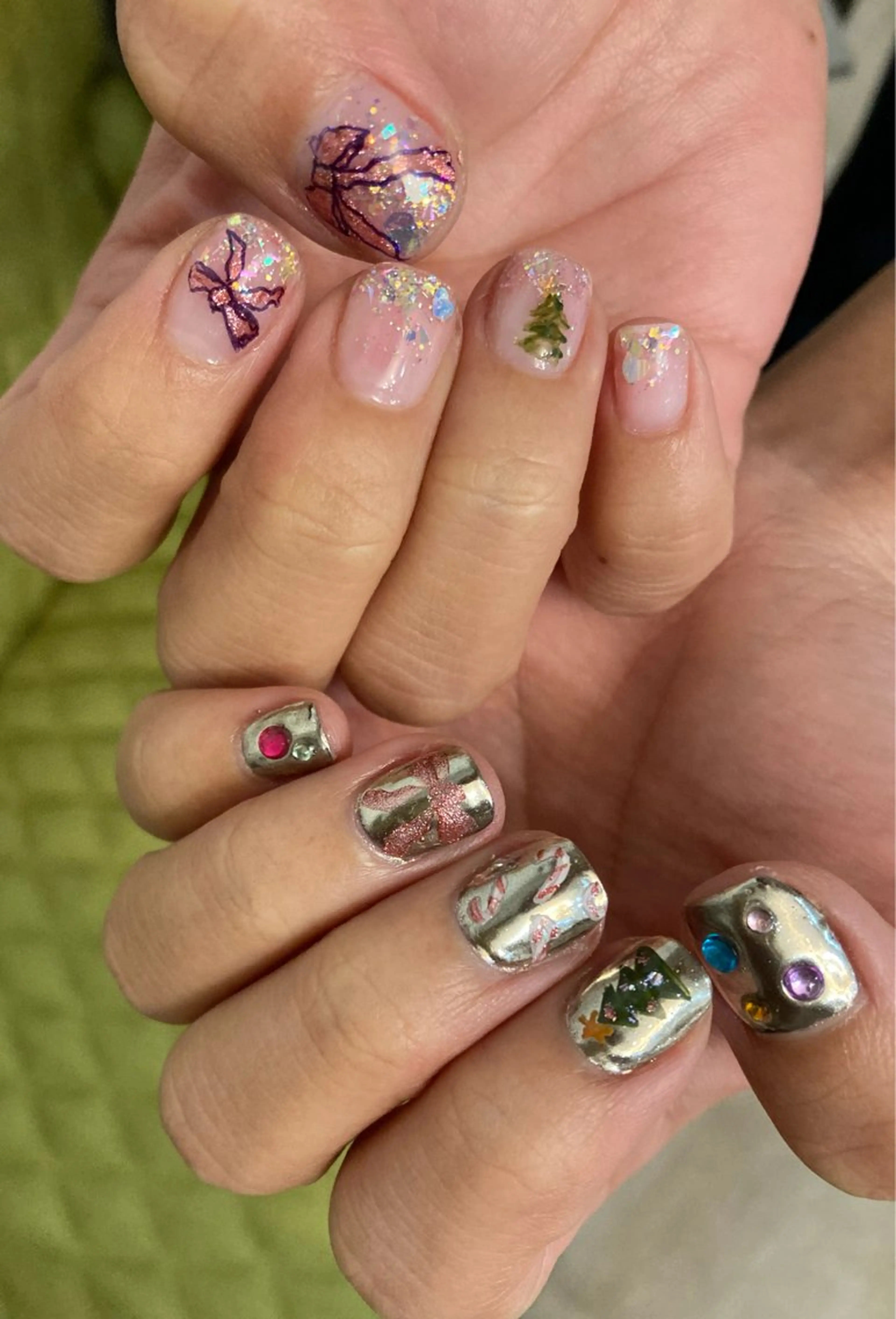 ネイル ハンドネイル ハンドケア 爪の絵描き屋　ミテネイル所属・爪の絵描き屋 ミテネイルのネイルデザイン