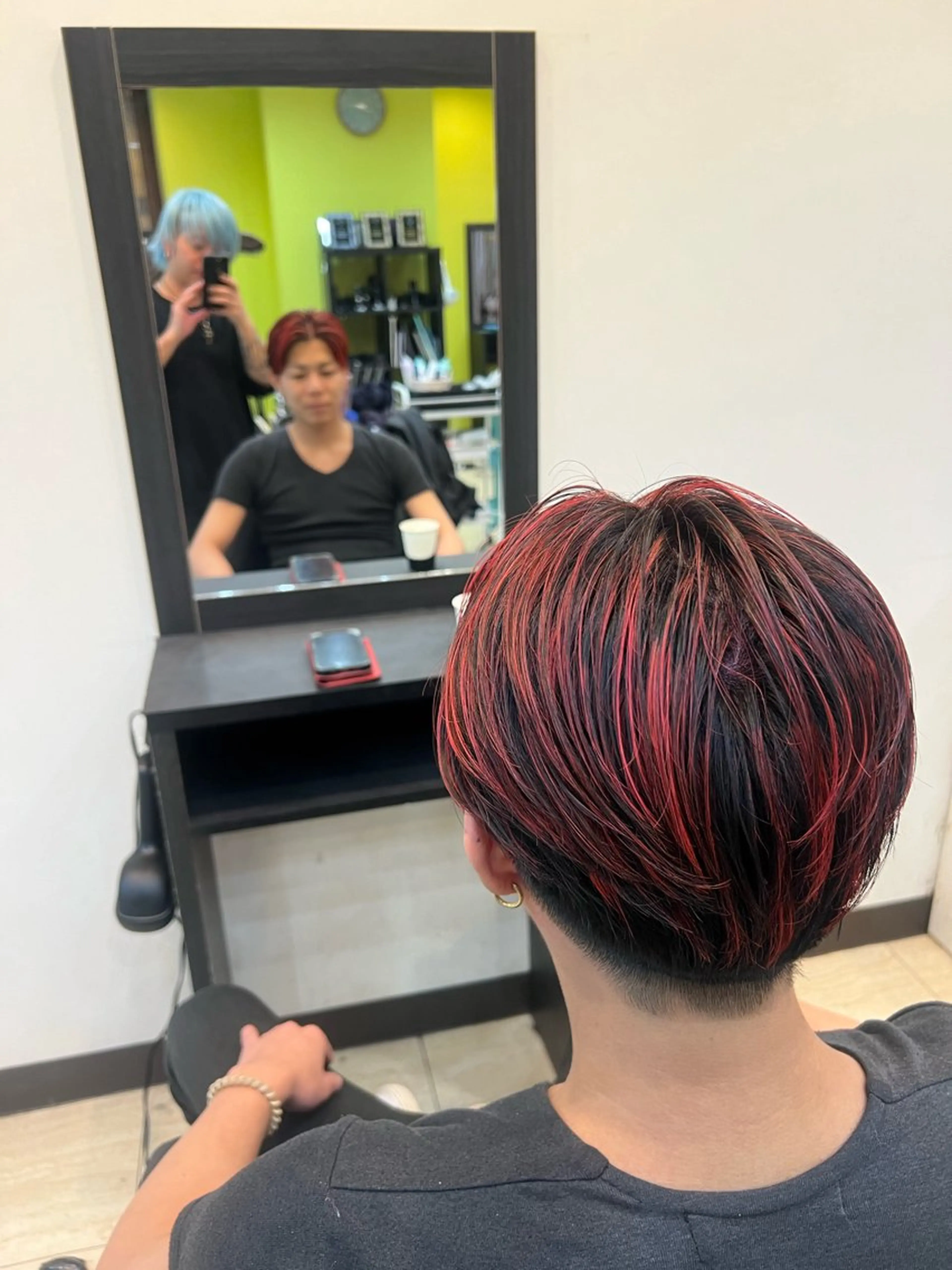 ショート カラー メッシュ ハイトーン／パーマ 特化平田のヘアスタイル