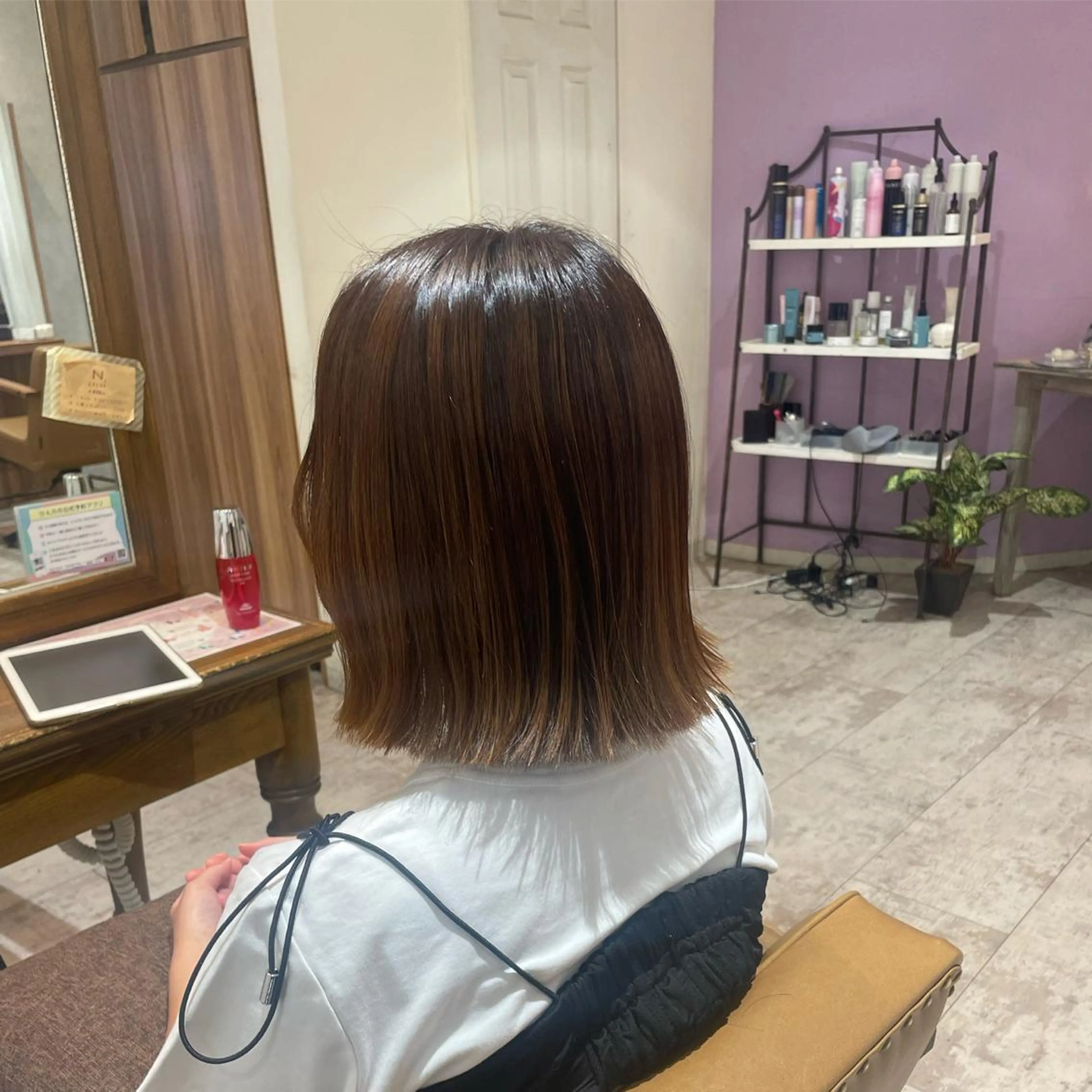 ミディアム 小川 夏生のヘアスタイル