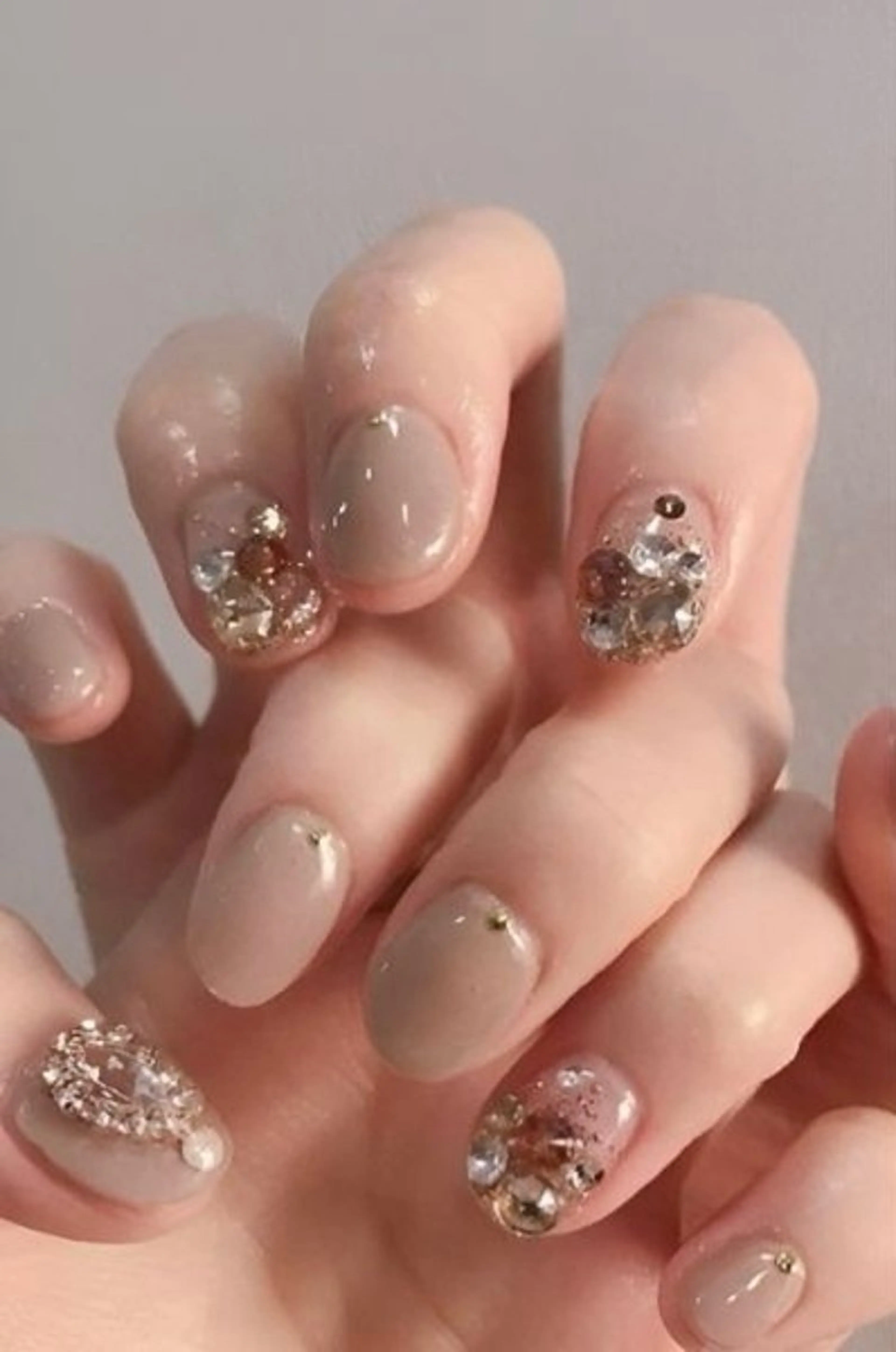 ネイル アートネイル 成人式 ジェルネイル ニュアンスネイル ネイルチップ Kora Nailのネイルデザイン