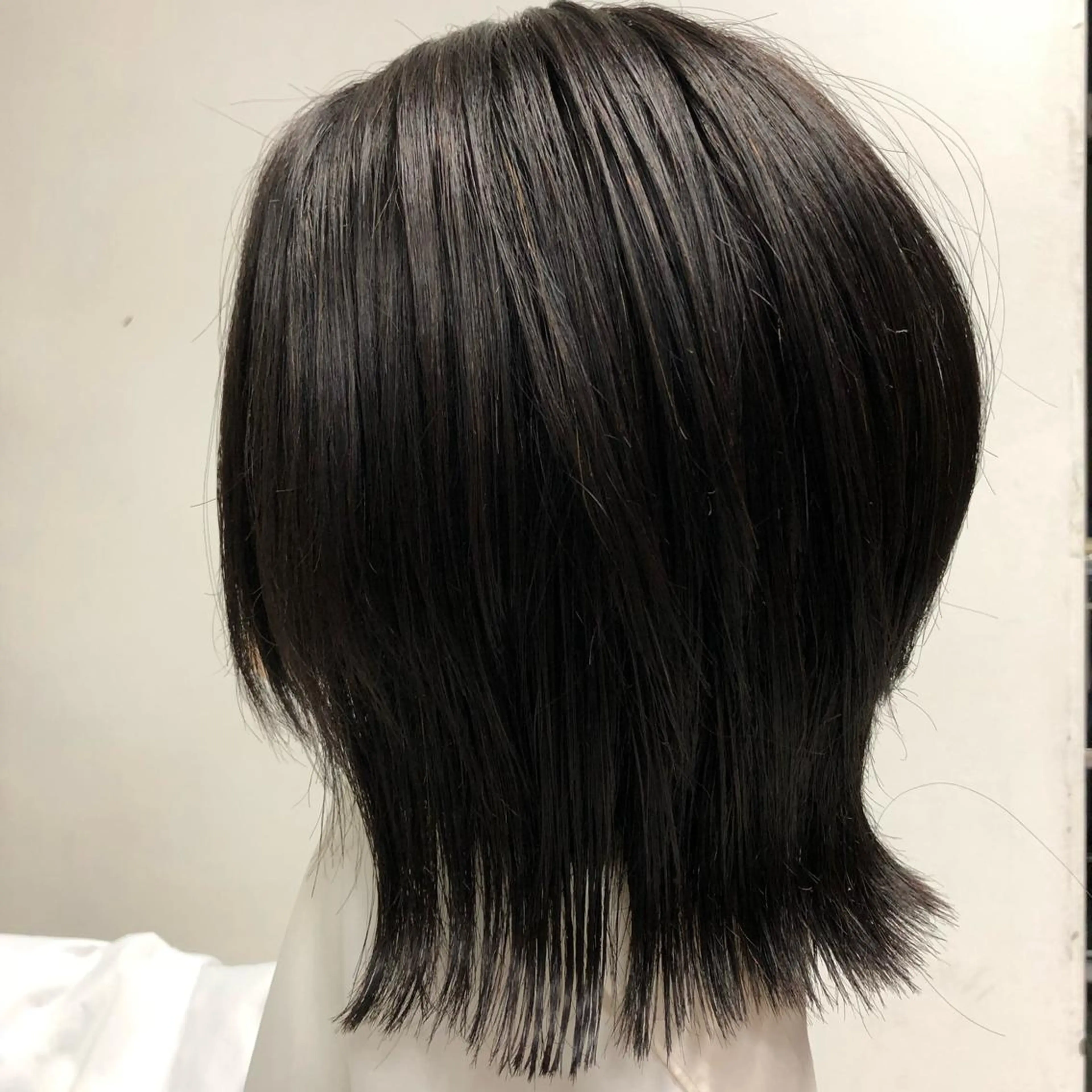 セミロング まつ毛/アイブロウ /髪質改善カラーのヘアスタイル