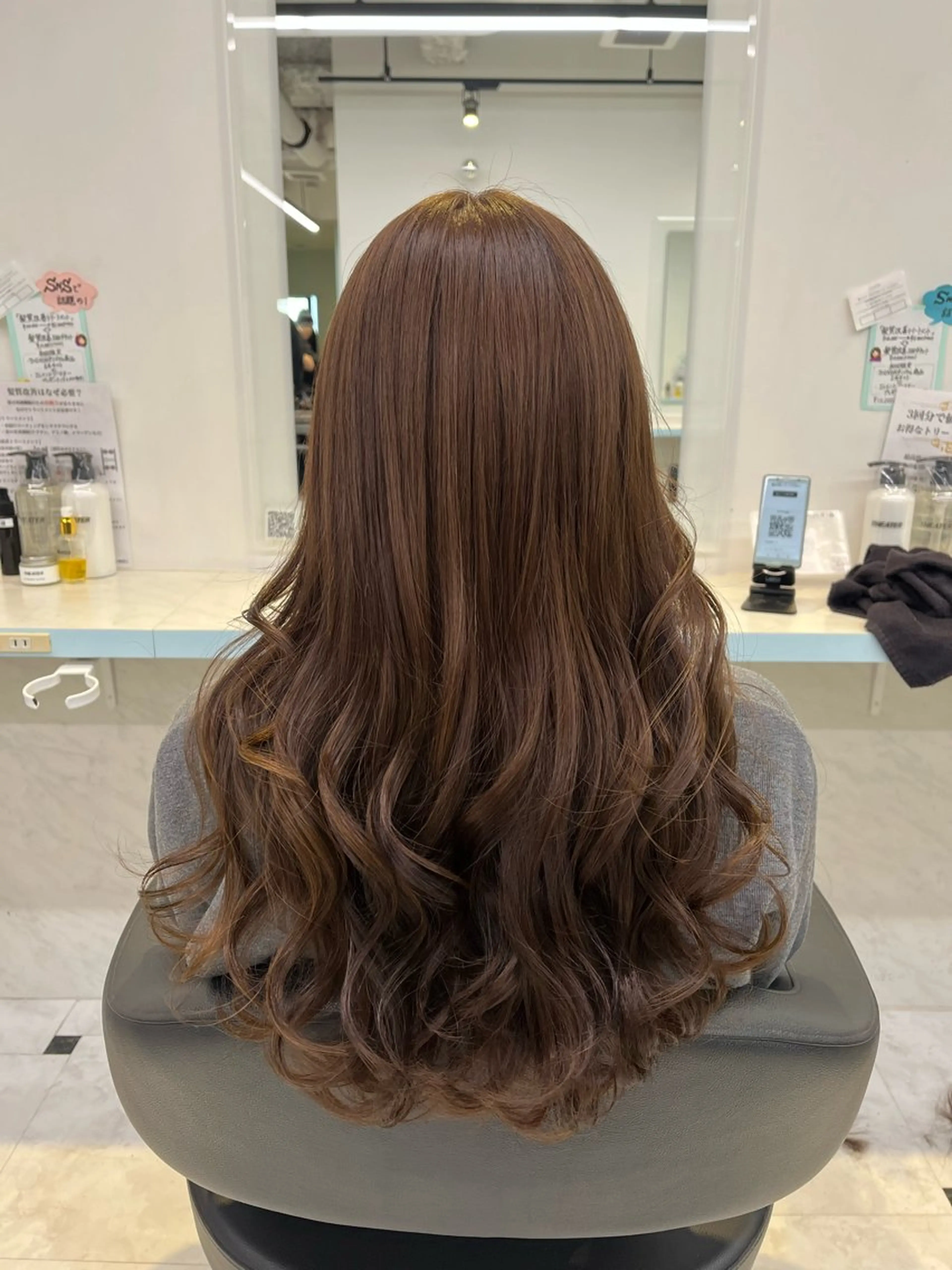 ロング カラー ヘアカラー ブリーチカラー 🩵MIZUKIのヘアスタイル