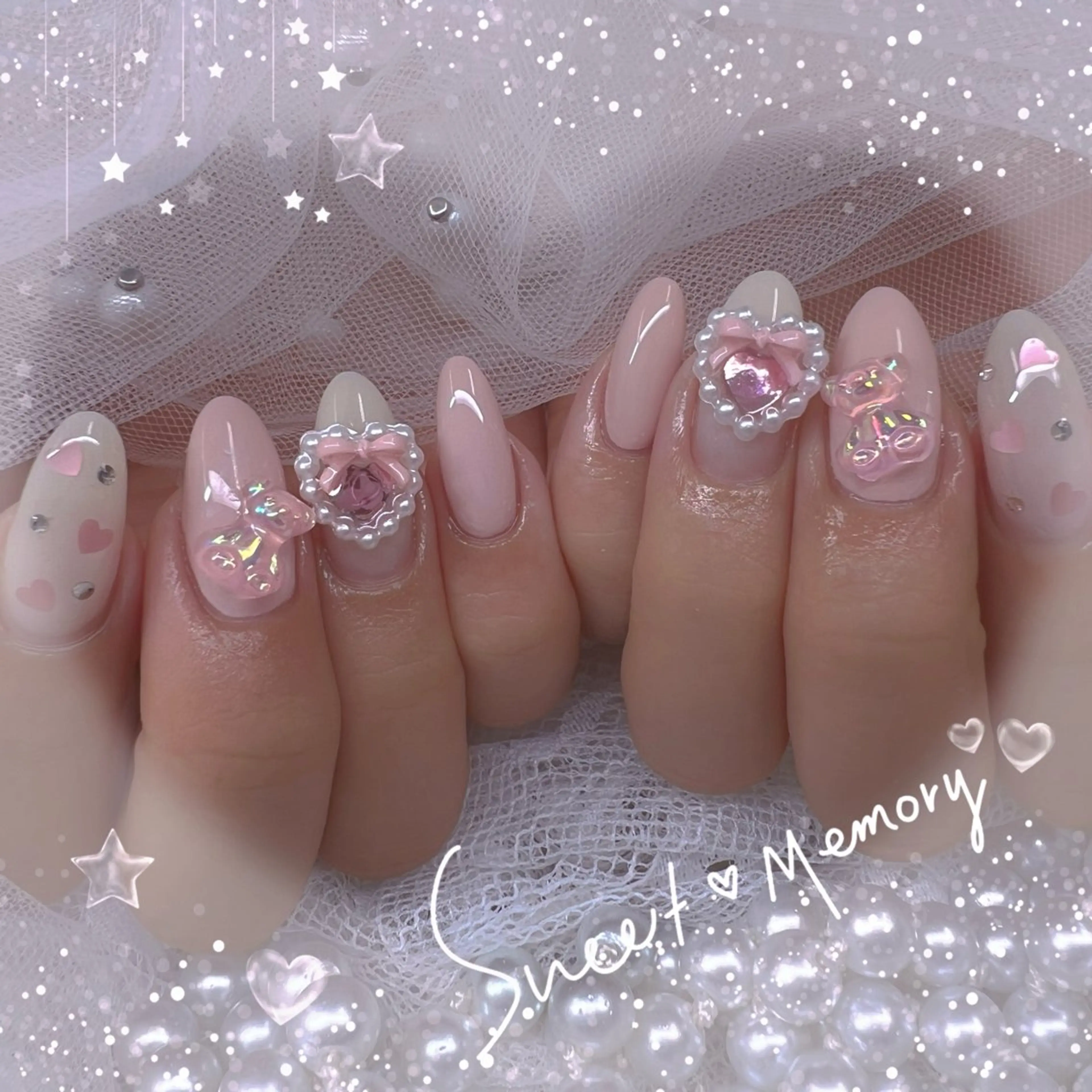 ネイル チークネイル フレンチネイル ガーリー ガラスフレンチ グラデーション ハンドネイル Chill Nailsalonのネイルデザイン