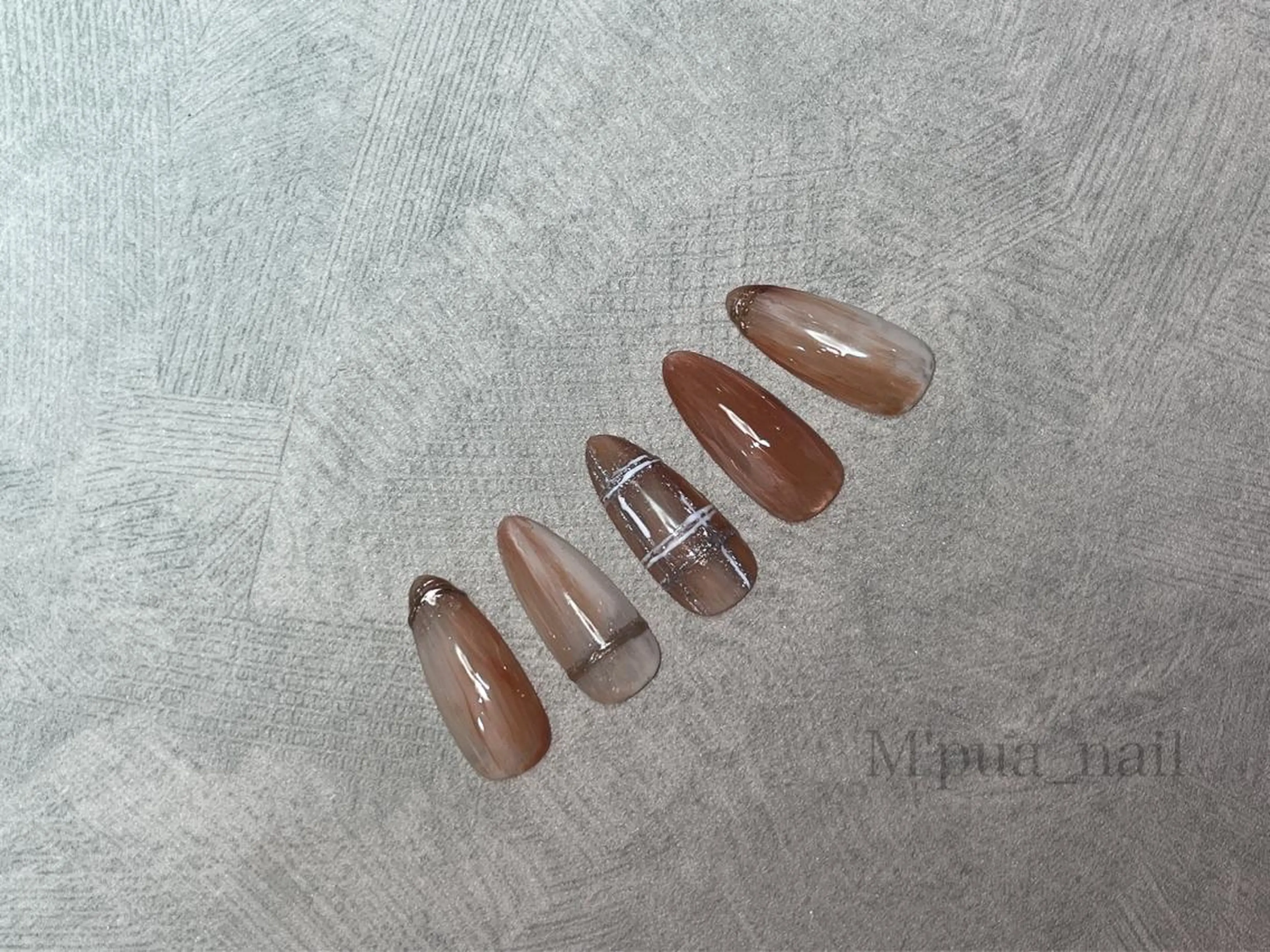 ネイル ニュアンスネイル MIKA ♡のネイルデザイン