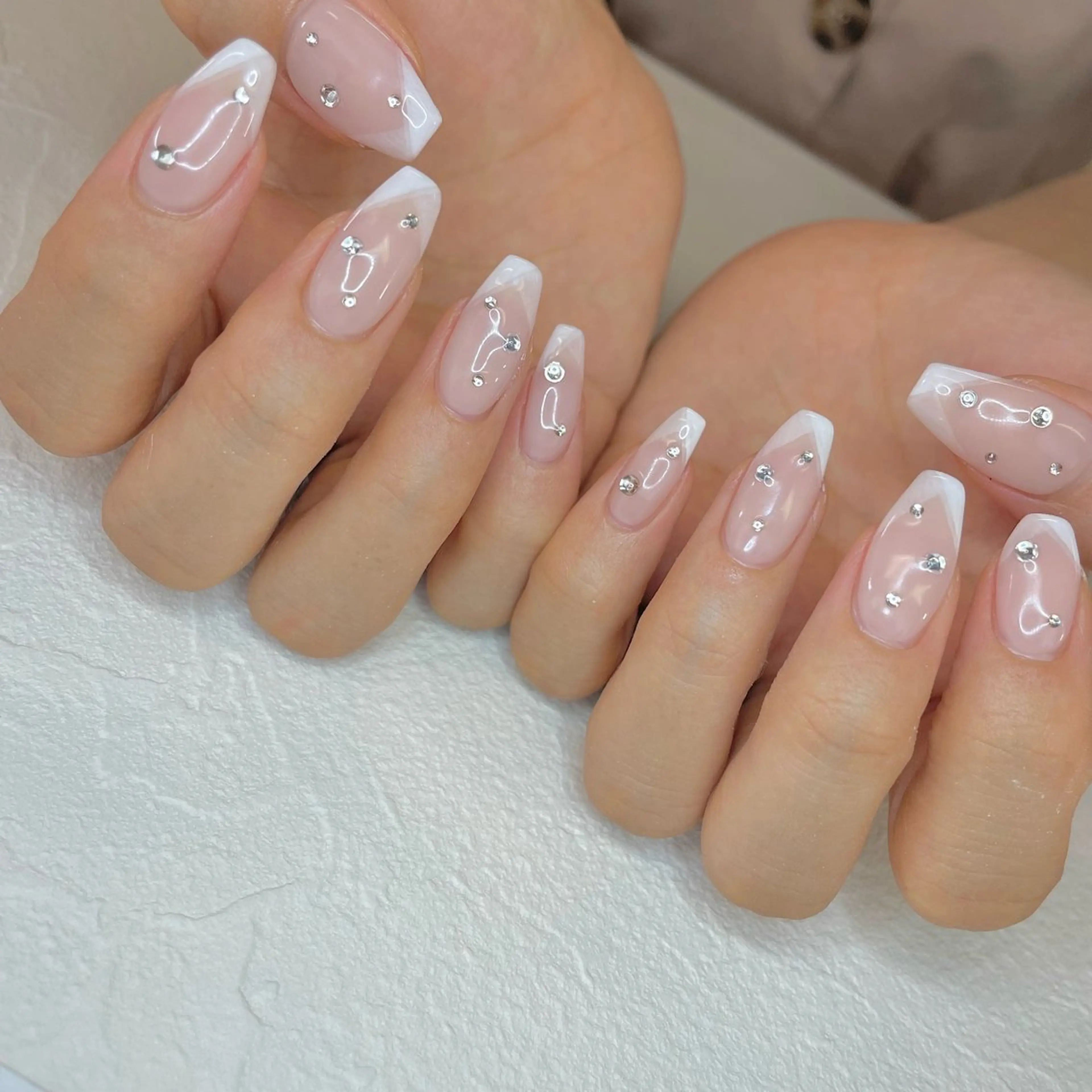 ネイル b'6 by Stir所属・b'6 SAKINAのネイルデザイン