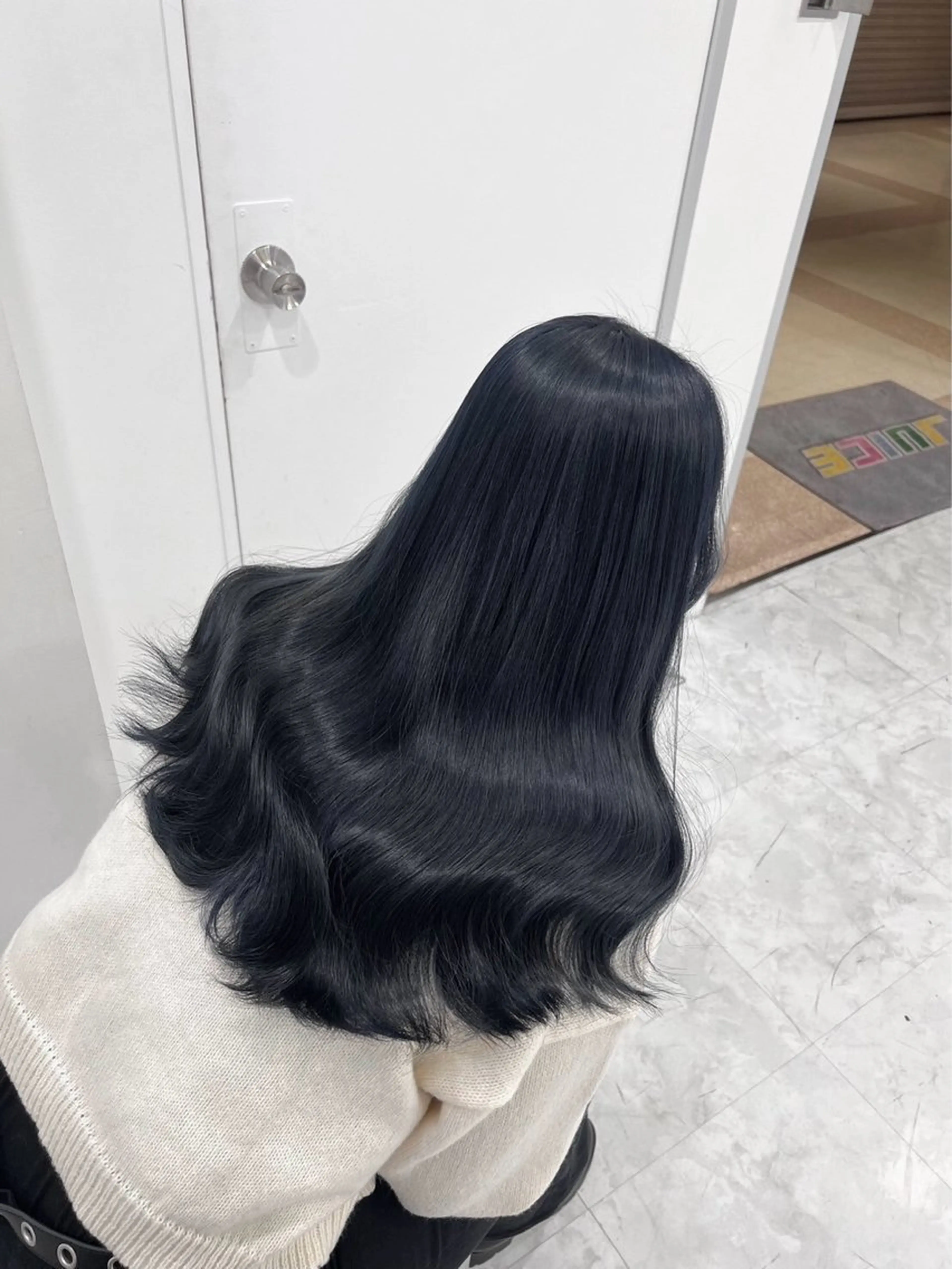 セミロング カラー ヘアアレンジ カット ヘアカラー トリートメント ヘアセット 💎韓国/ レイヤー カット/ 暖色🫧のヘアスタイル