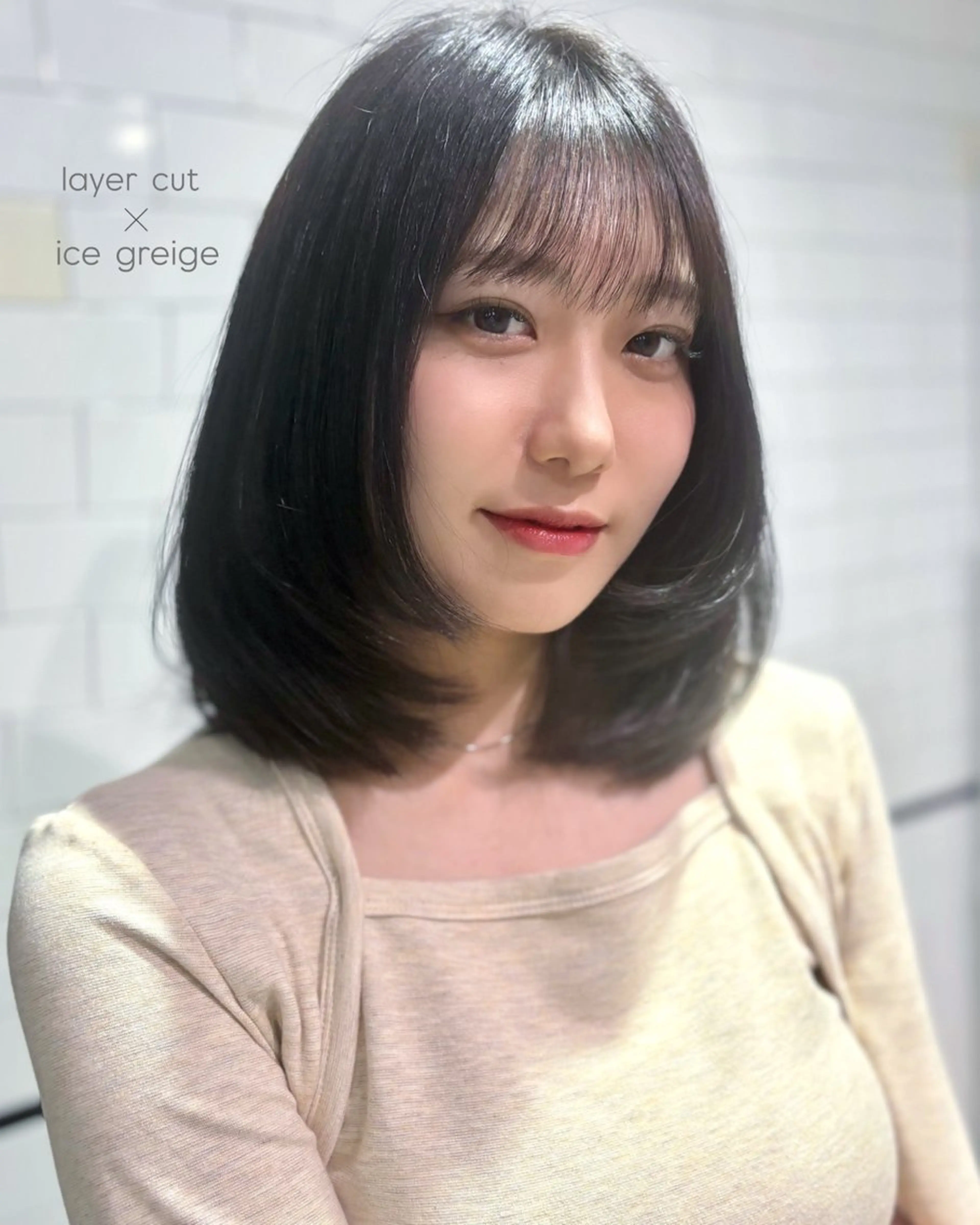 ミディアム カラー 松本 美海のヘアスタイル