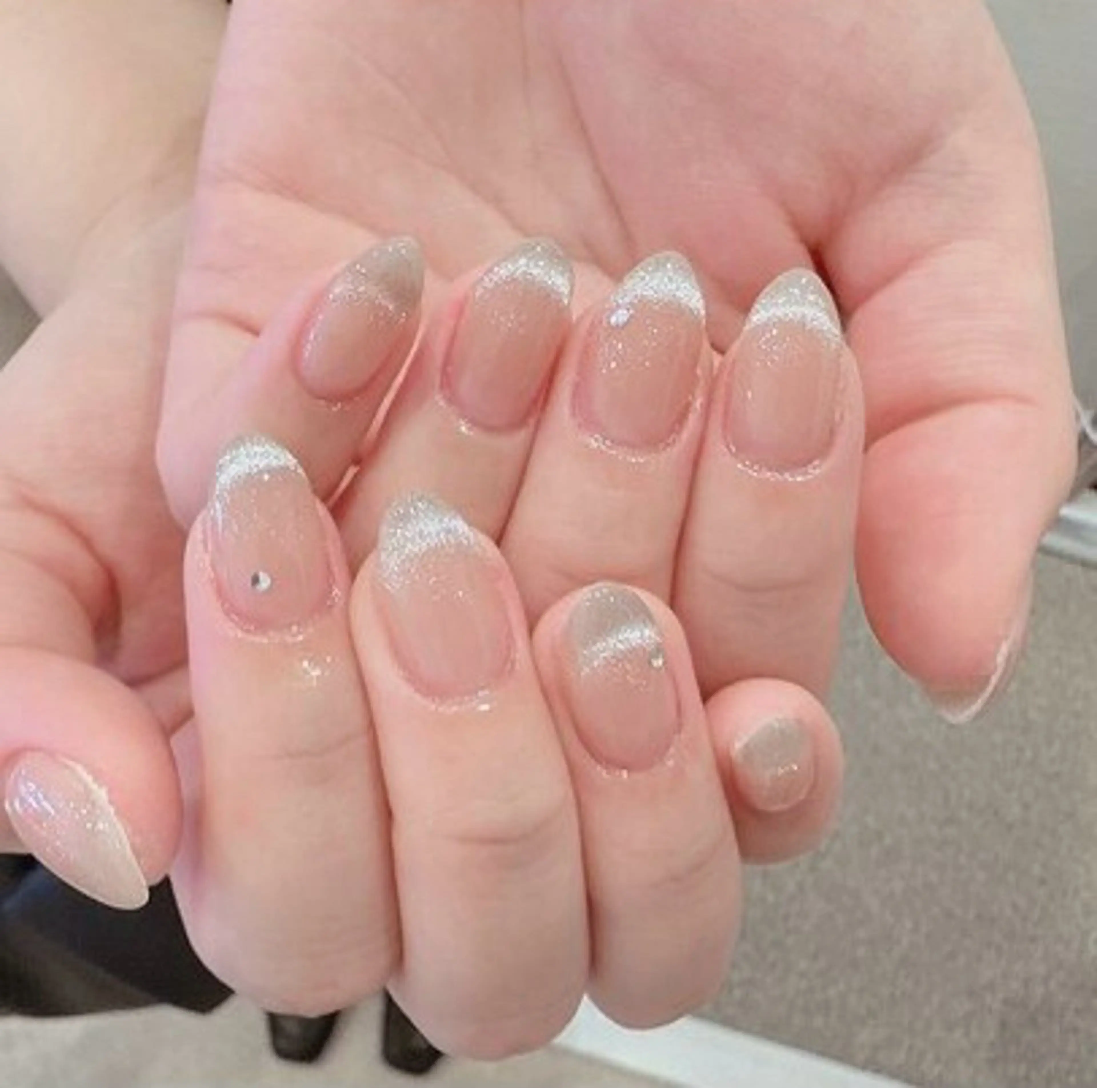 ネイル フレンチネイル キラキラネイル 韓国ネイル マグネットネイル マグネットフレンチ Nail Anela 池袋所属・Anela 池袋 💅yuriのネイルデザイン