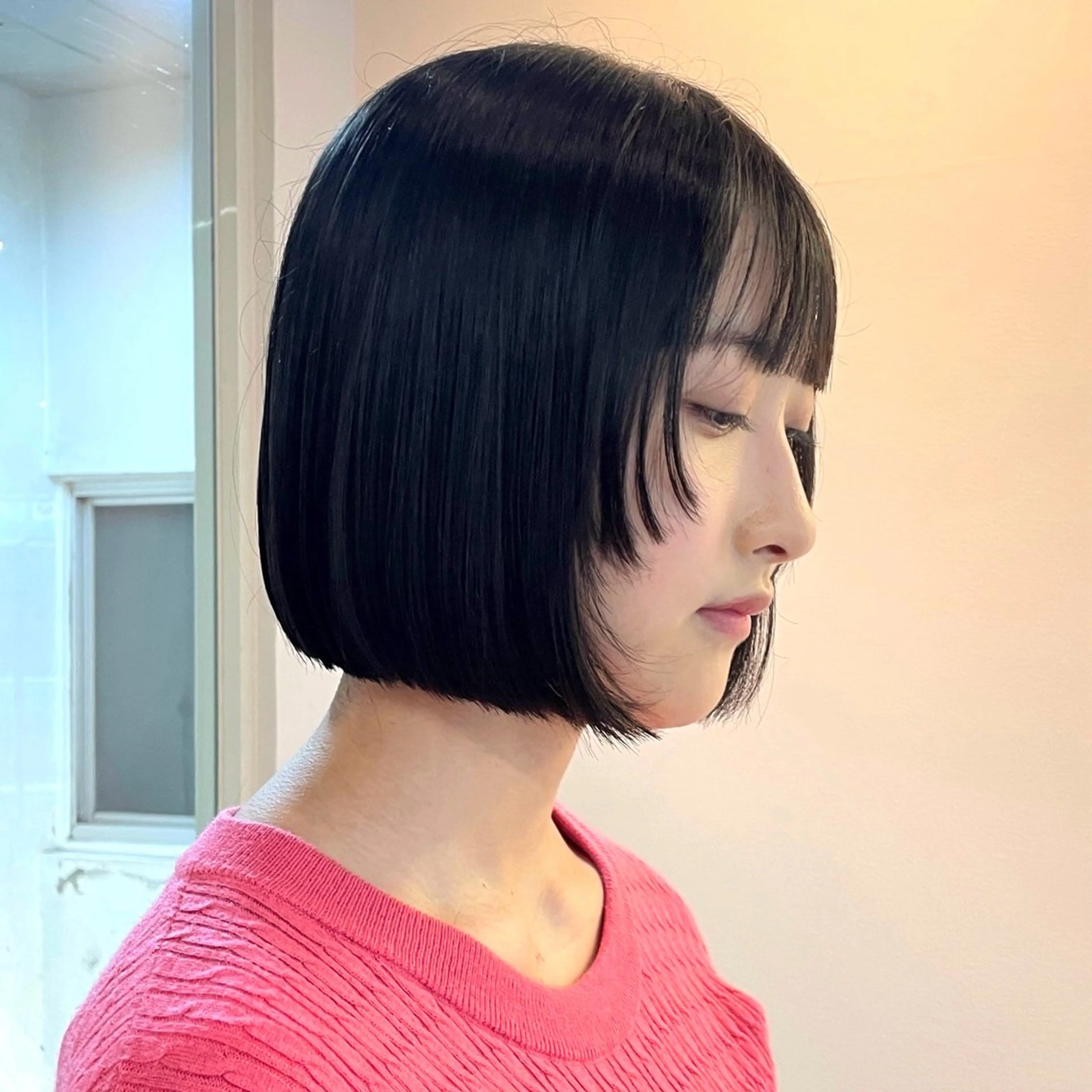 ショート ボブ 顔まわりレイヤー レイヤーカット カット ヘアカラー 韓国風/レイヤー/ note アヤナのヘアスタイル