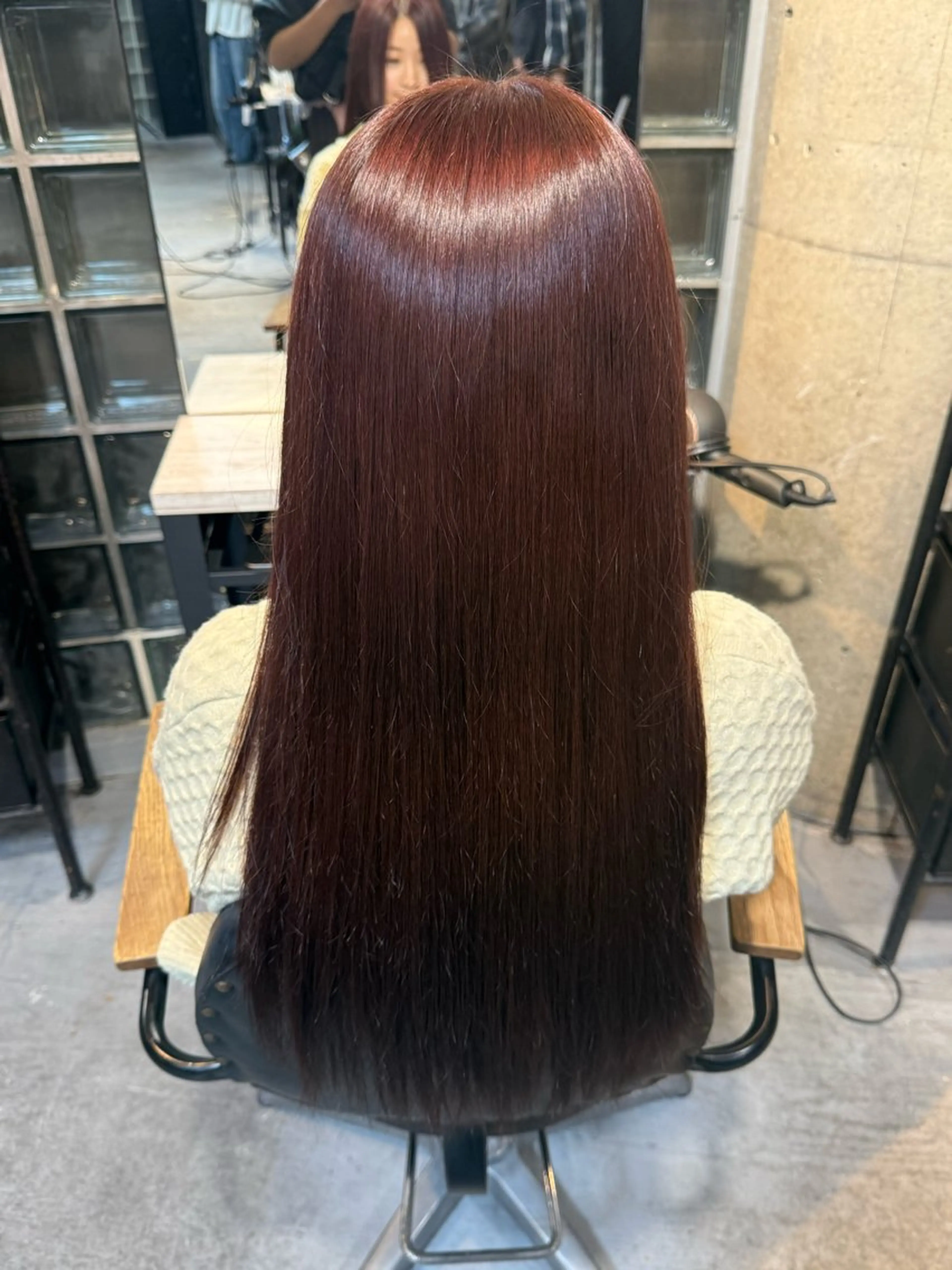 セミロング カラー モデル募集中 涼梨紗のヘアスタイル