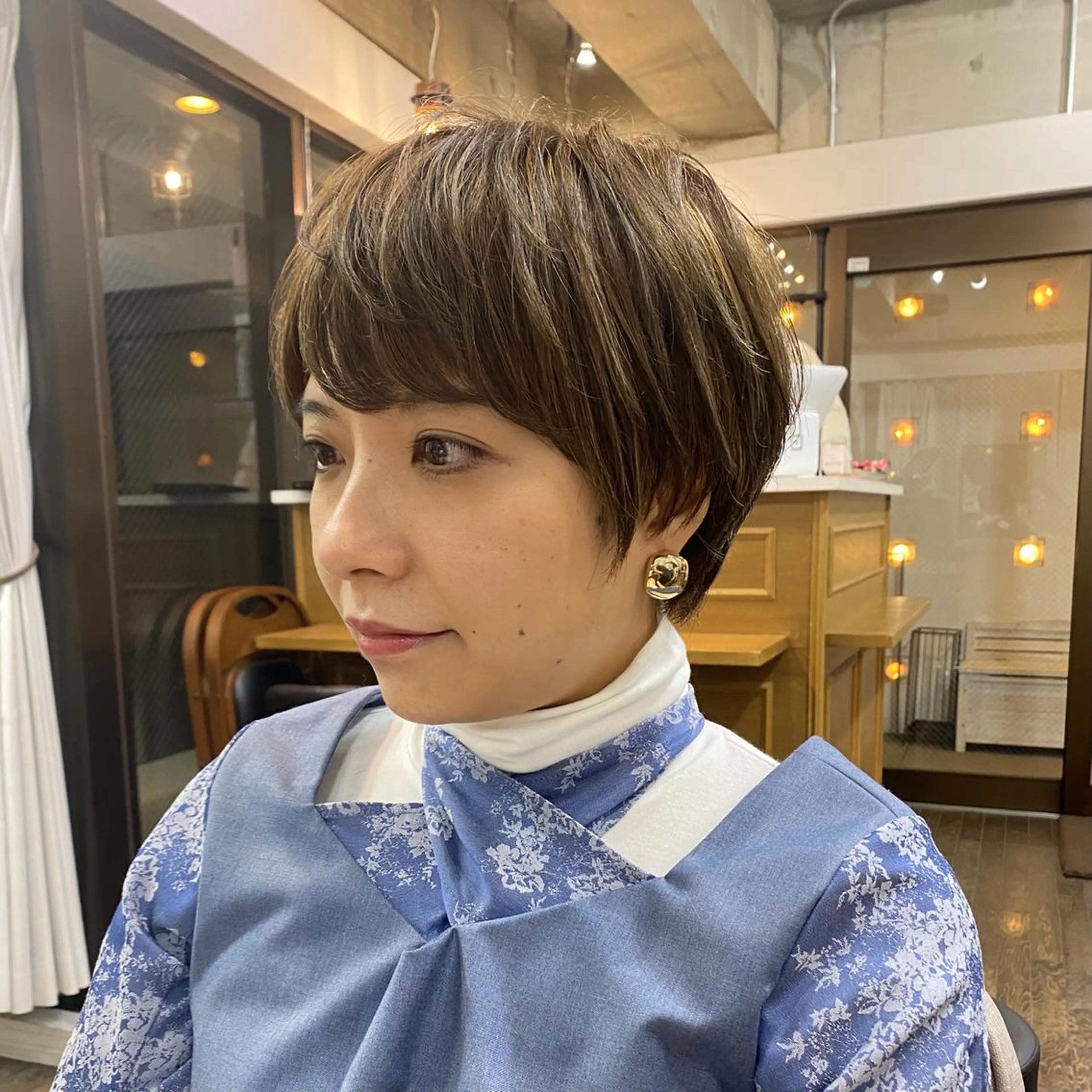 ショート カラー ハイライトカラー ハイライト ショートヘア カット ヘアカラー ナカジ🌸ロブ/ボブ /前髪🌸のヘアスタイル