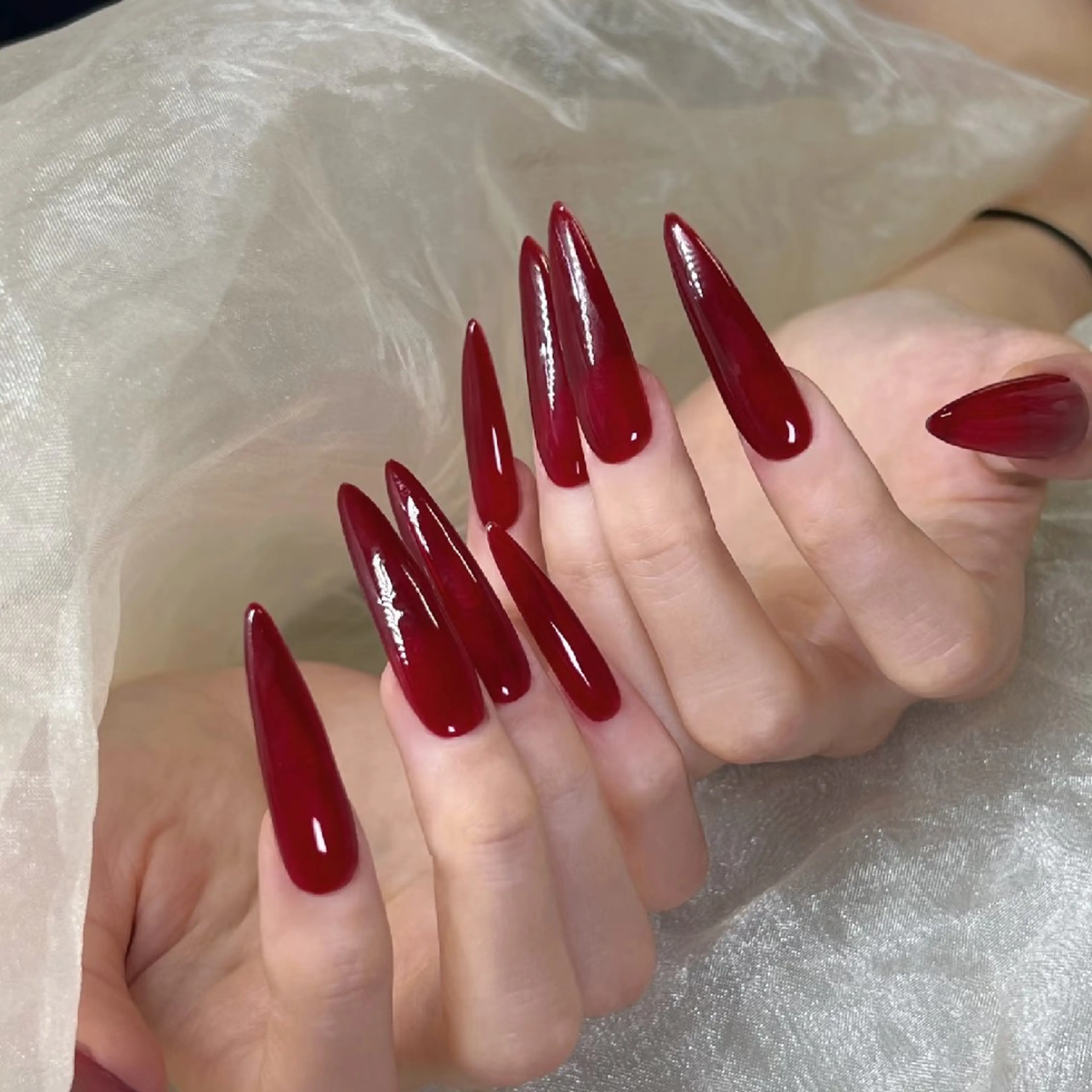 ネイル ハンドネイル ネイリストゆか💅 長さだし、深爪矯正のネイルデザイン