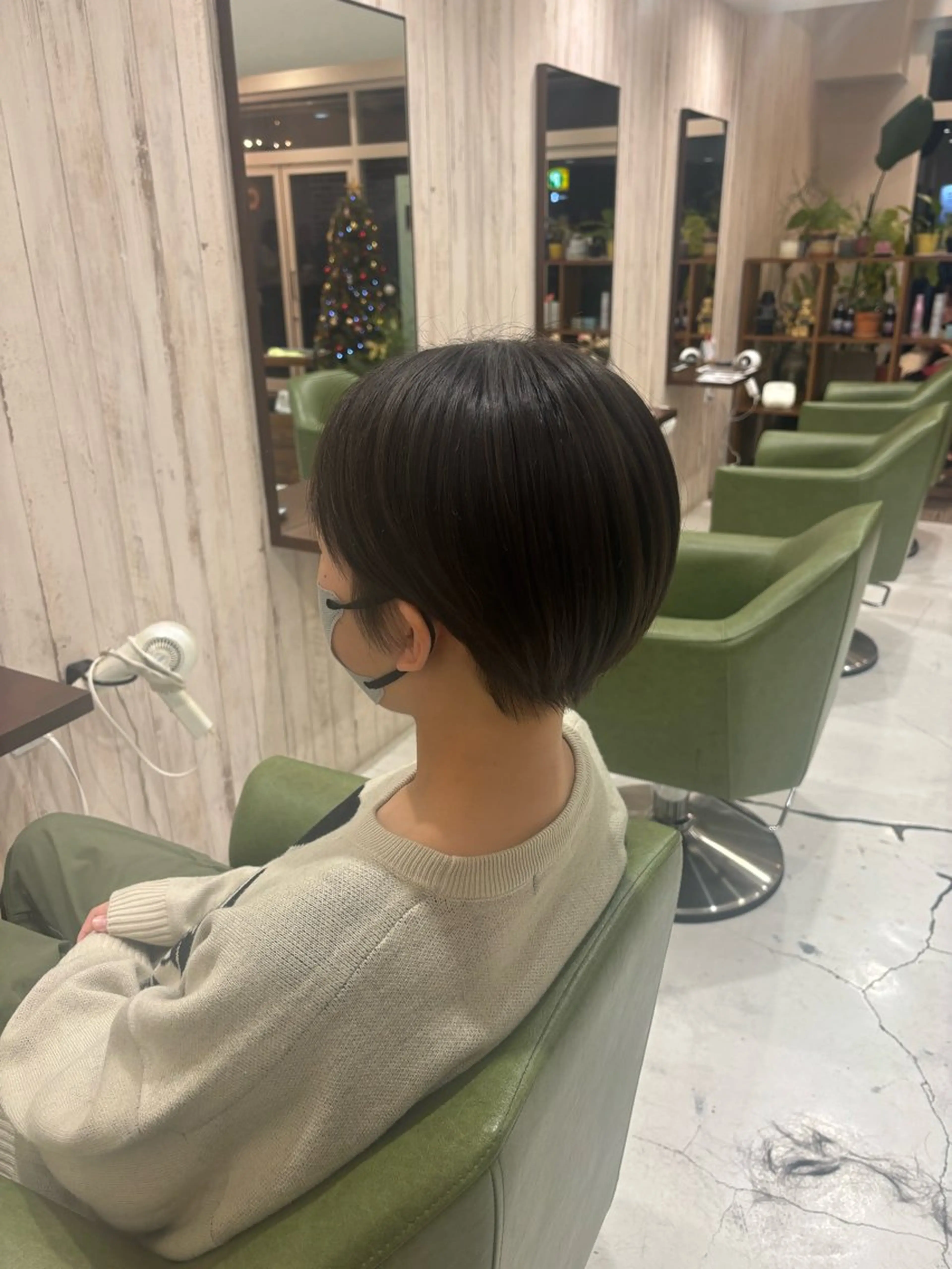 ショート 保谷 菜々美のヘアスタイル