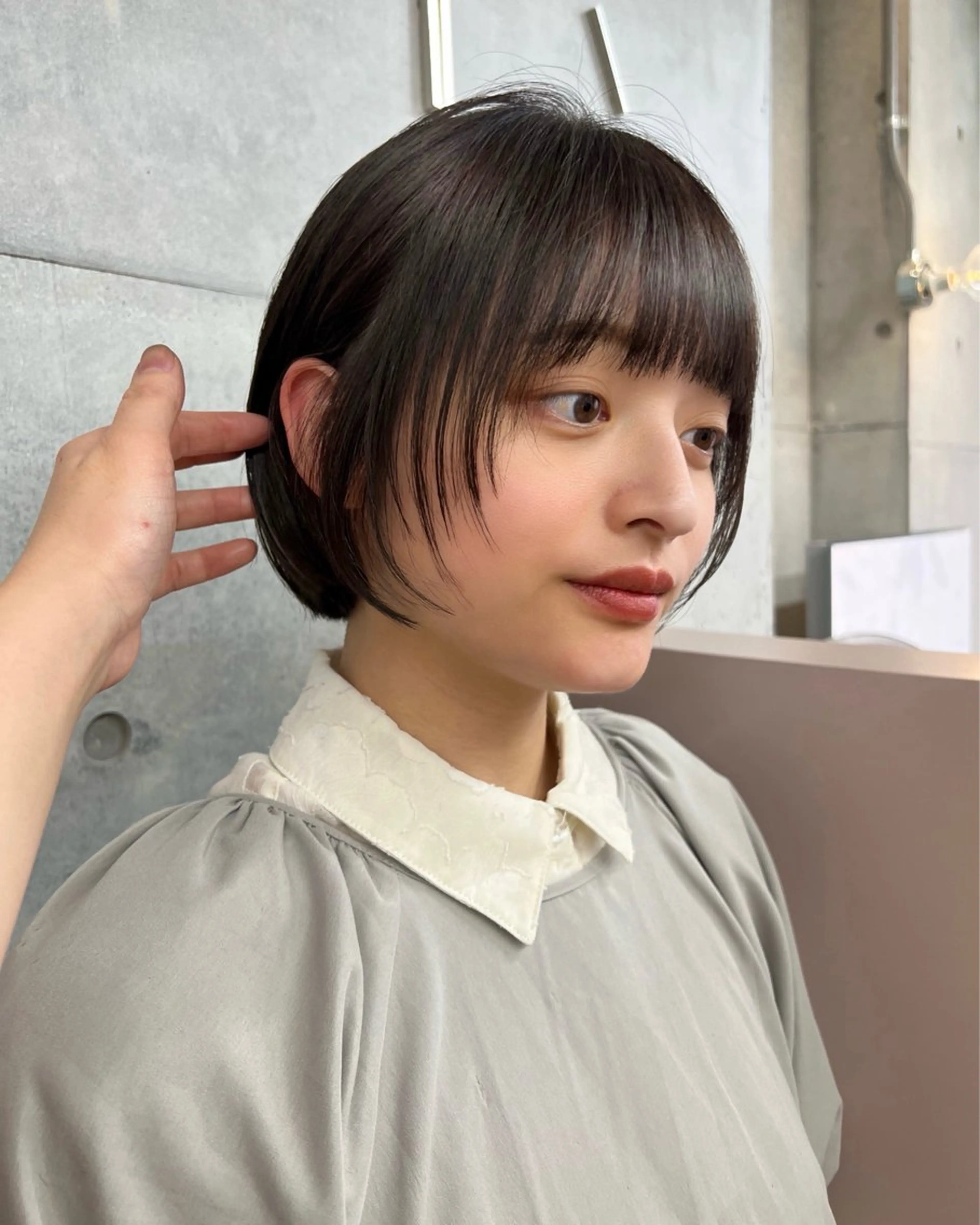 ミディアム ボブ 似合わせカット カット ヘアカラー トリートメント カコ/レイヤーカット ヘアアレンジのヘアスタイル