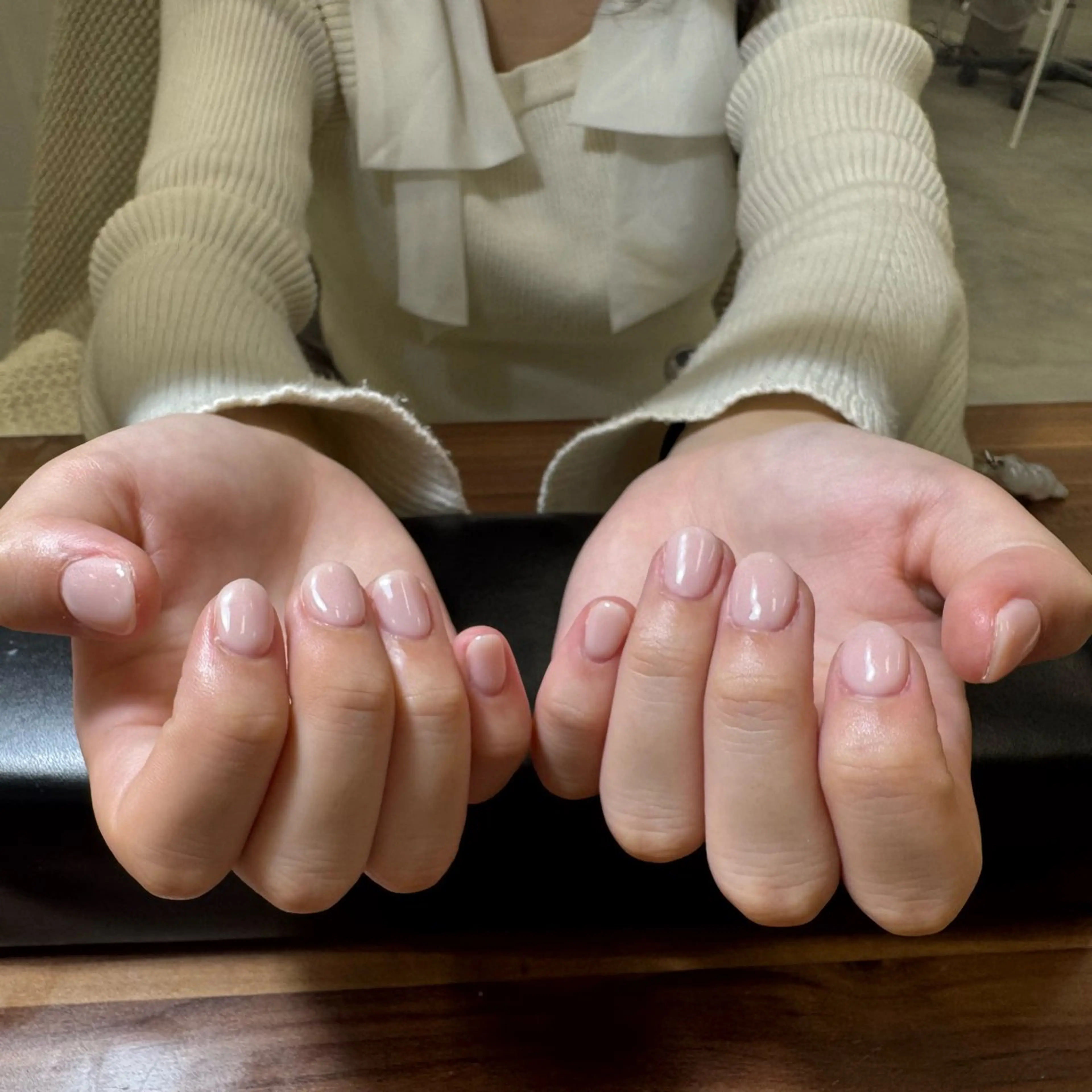 ネイル ワンカラーネイル ピンク エーナイン　イオンモール苫小牧店所属・尾﨑 梨緒のネイルデザイン