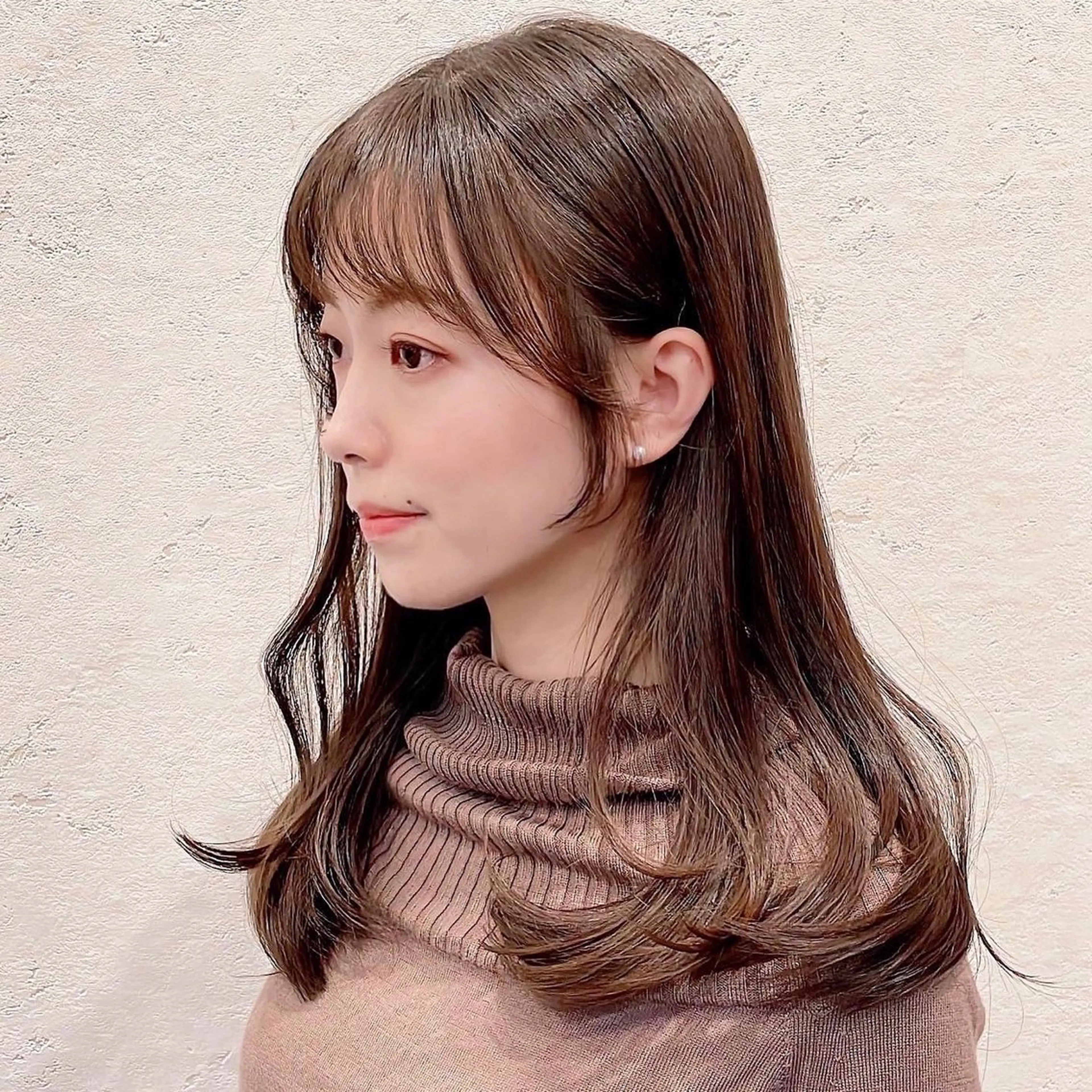 セミロング カット ヘアカラー トリートメント 🌹ハッシュカット、 レイヤー韓国ヘア🌹のヘアスタイル