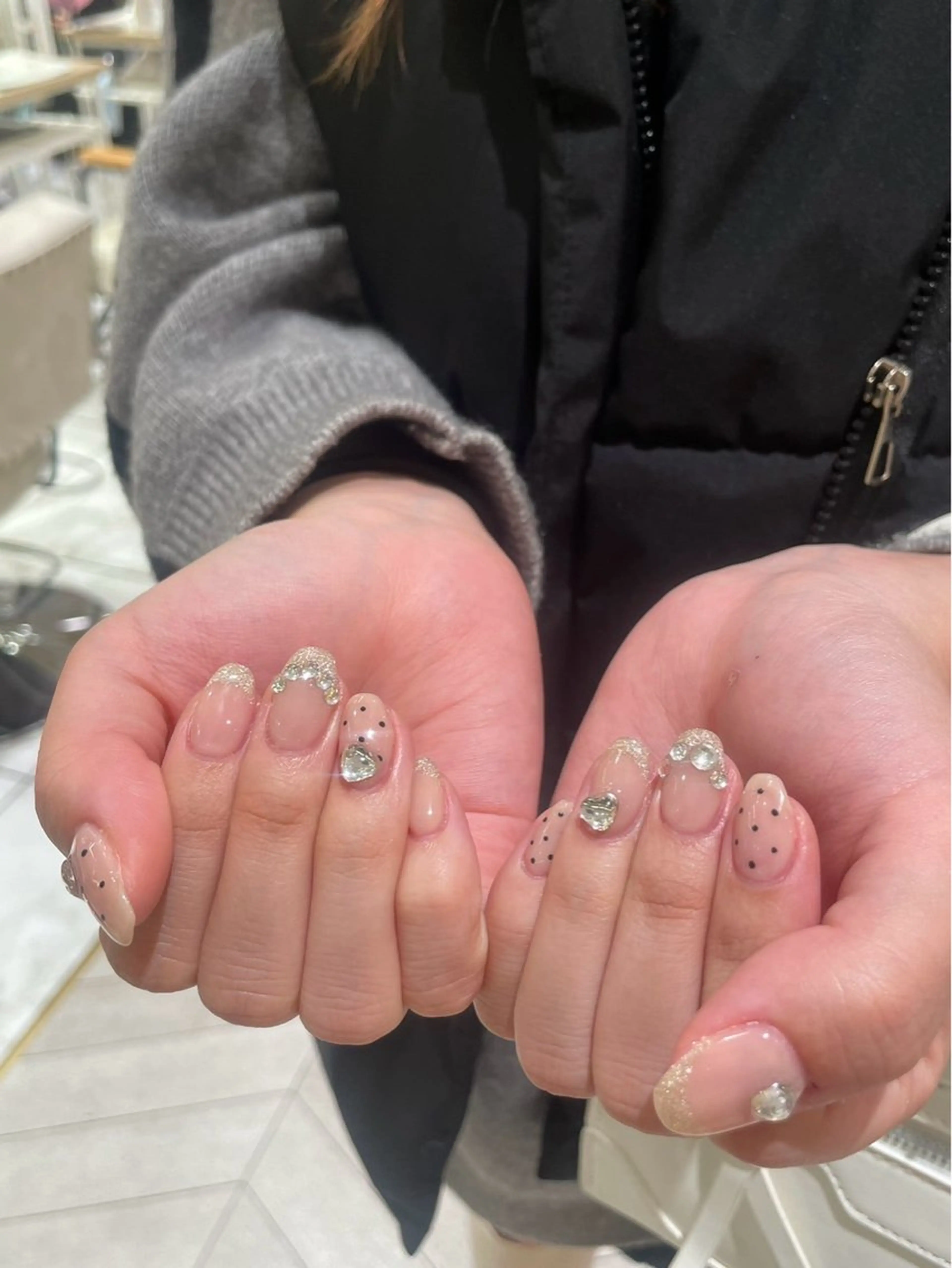 ネイル ꪆৎ平行アーチ ྀི ワカナの眉毛・アイブロウイメージ