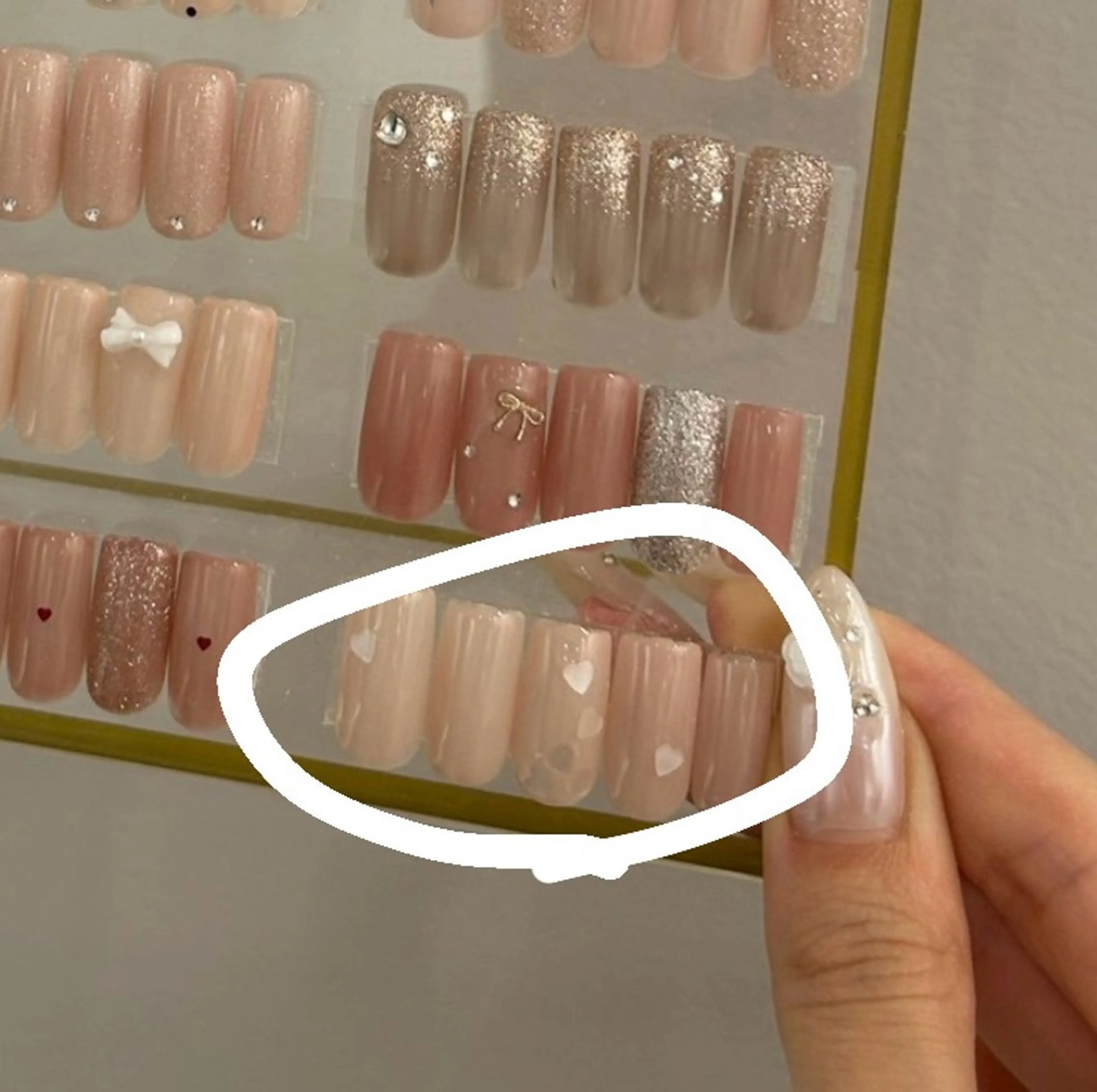 ネイル HONOMI 🌷のネイルデザイン