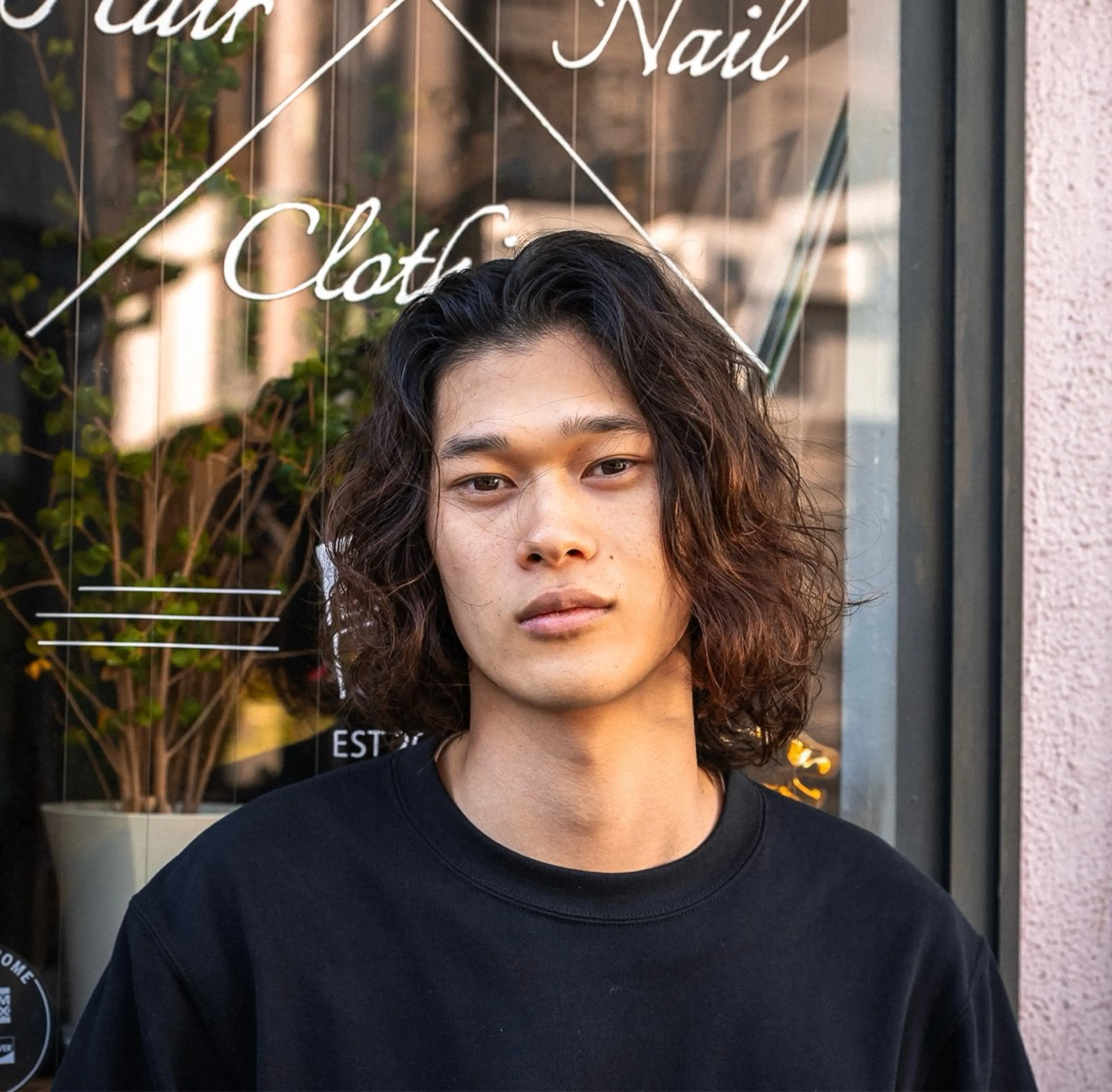 ミディアム カラー パーマ メンズ ミディアムパーマ メンズパーマ くせ毛 🔗メンズサロン🔗 Kieのヘアスタイル