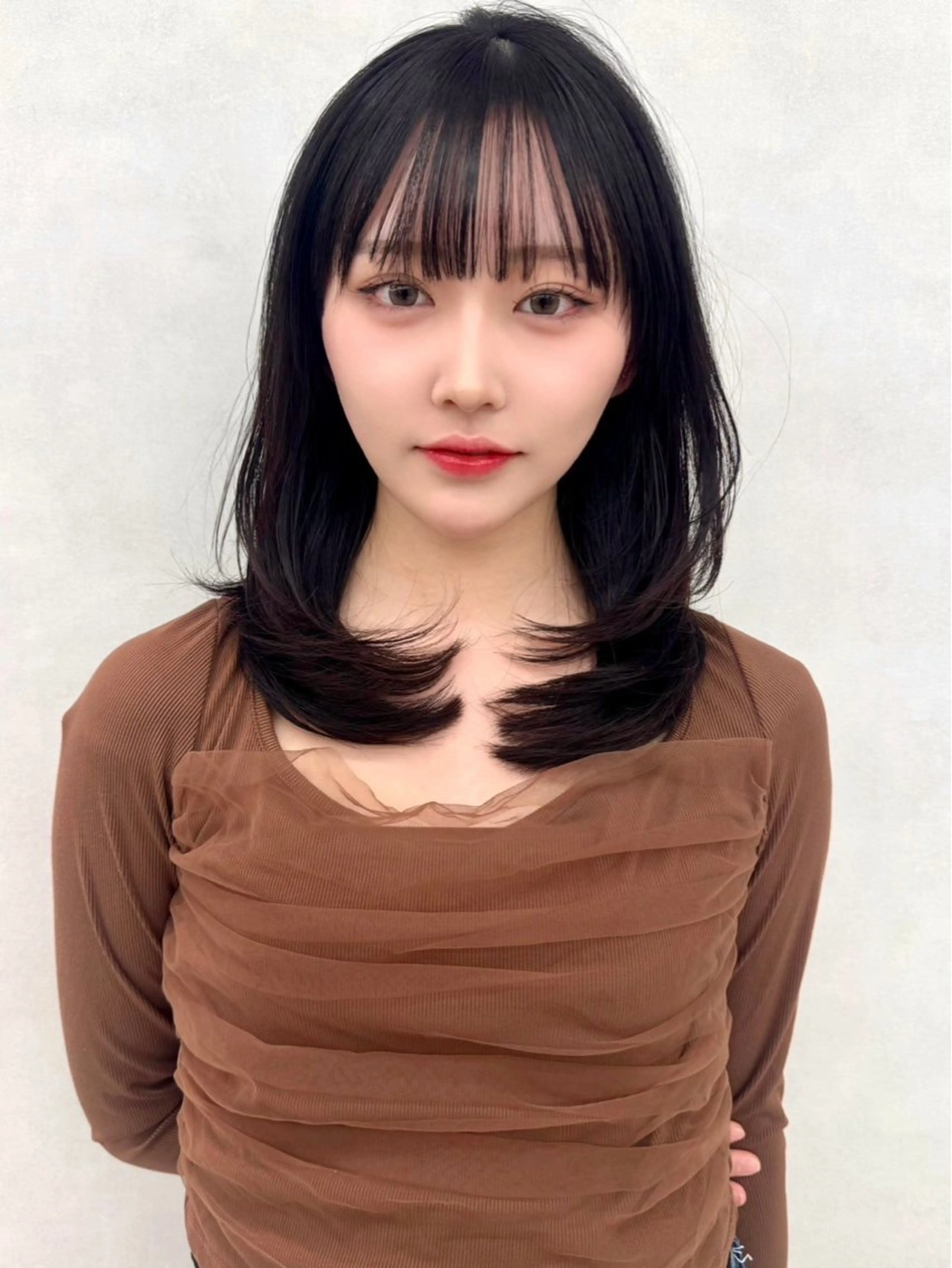 セミロング カラー ヘアアレンジ 顔周りカット 韓国風ヘア レイヤーカット 小顔カット ✨レイヤー/ 透明感カラー✨冨永剛のヘアスタイル