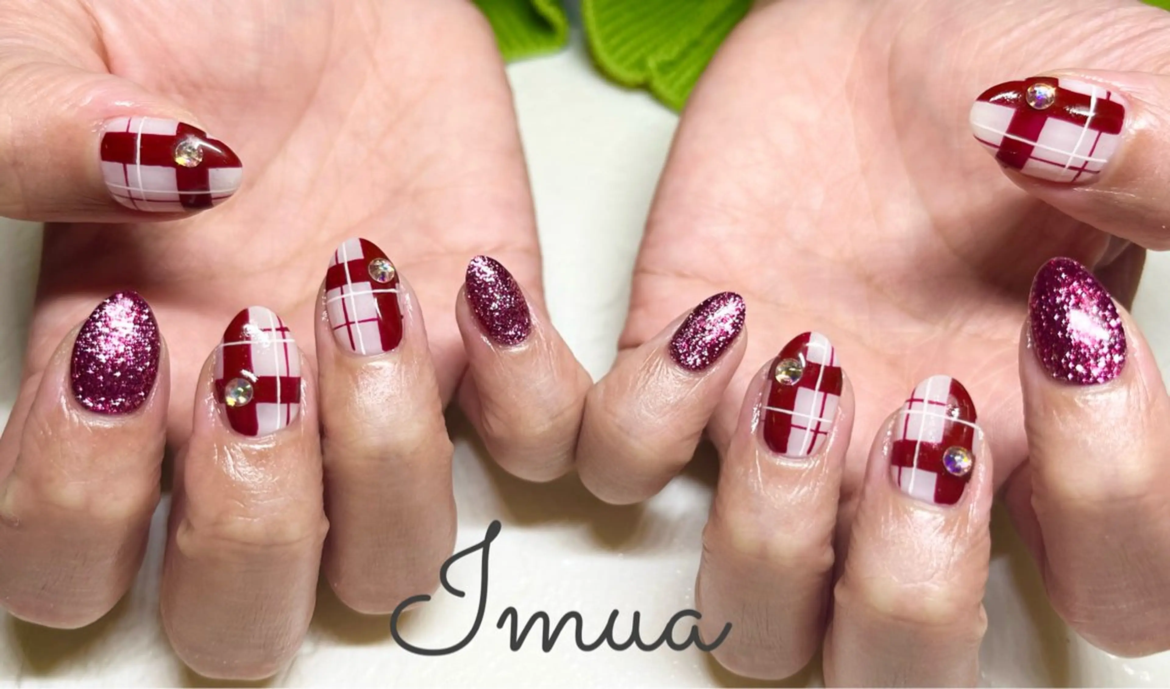 ネイル IMUA所属・IMUA🌴🌴 NAOMIのネイルデザイン