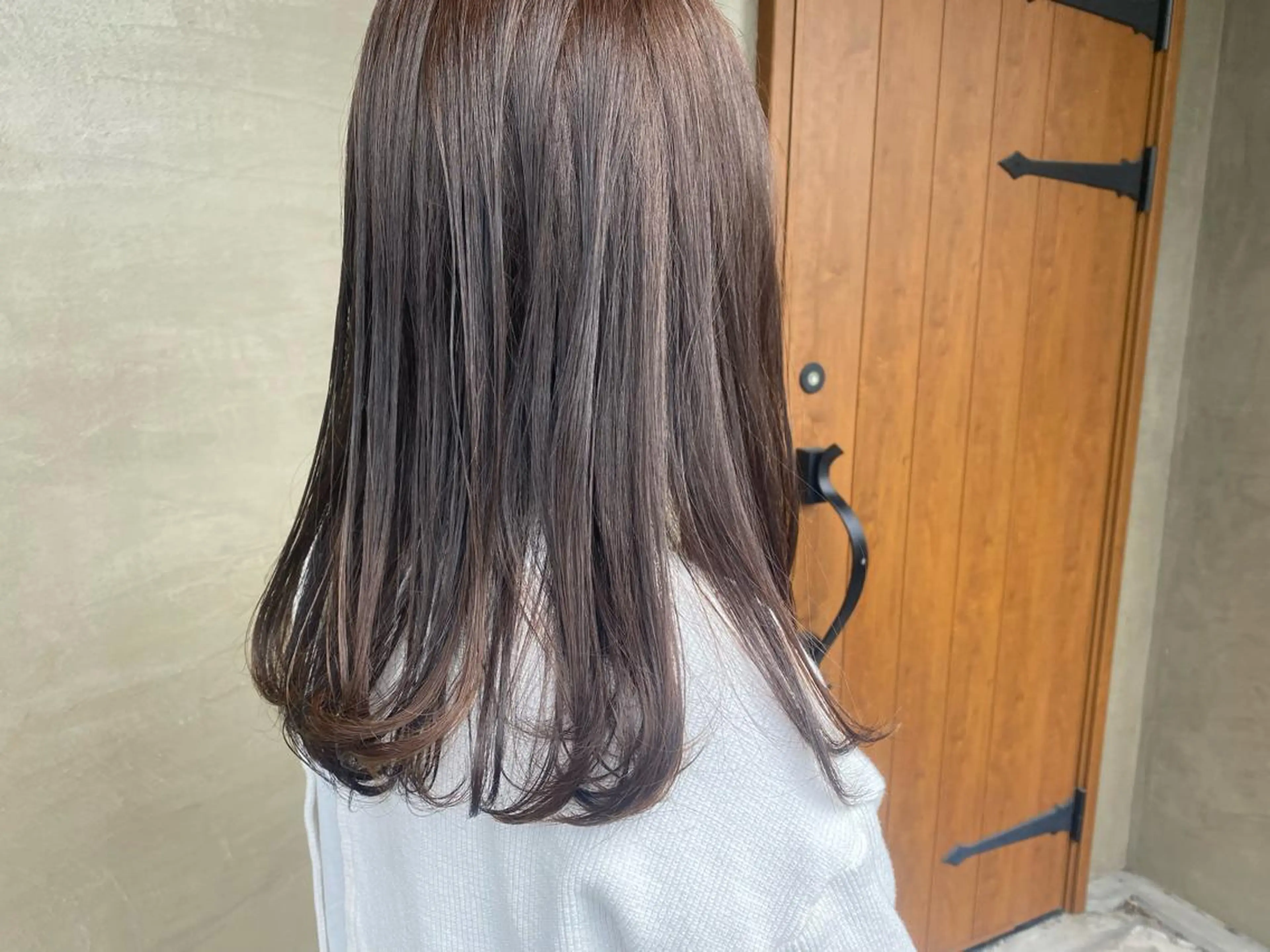 セミロング カラー ブリーチ 透明感カラー ブリーチなしカラー 柔らかカラー🥛 mayucoのヘアスタイル