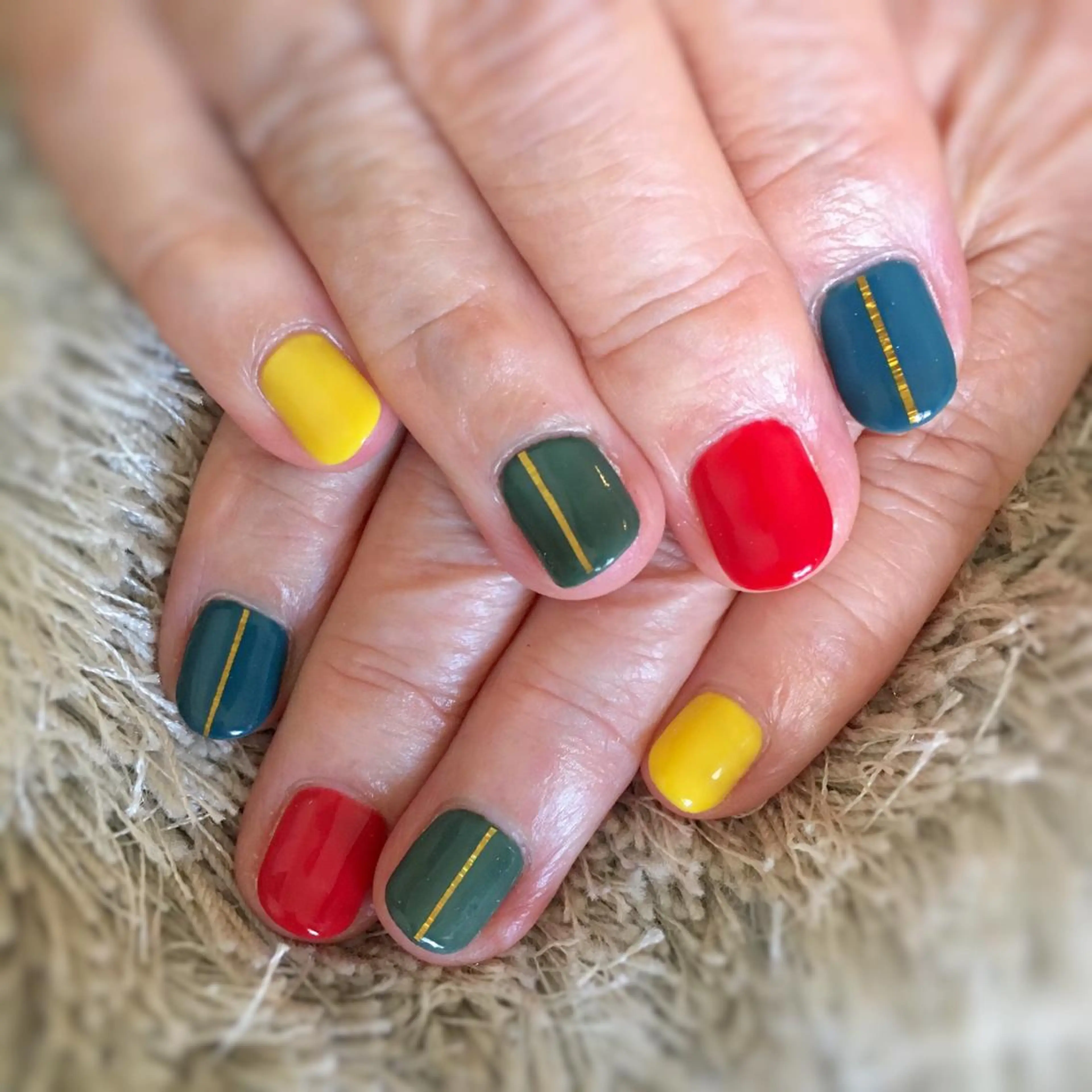 ネイル A-nail エーネイル所属・M. ERIのネイルデザイン