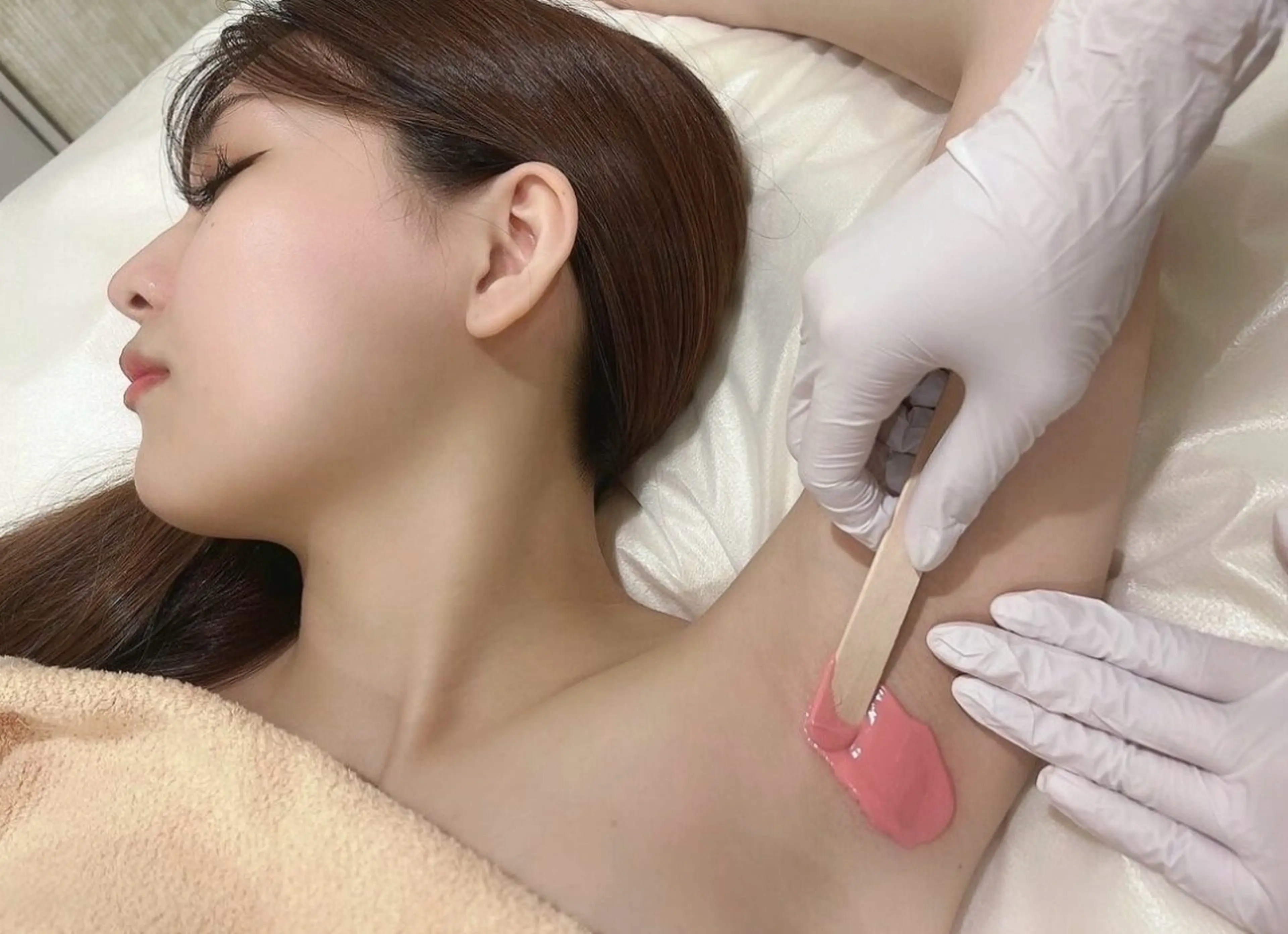 男女OK🙆‍♀️毛穴の黒ずみにも🪻【脇ワックス】¥1,000の写真