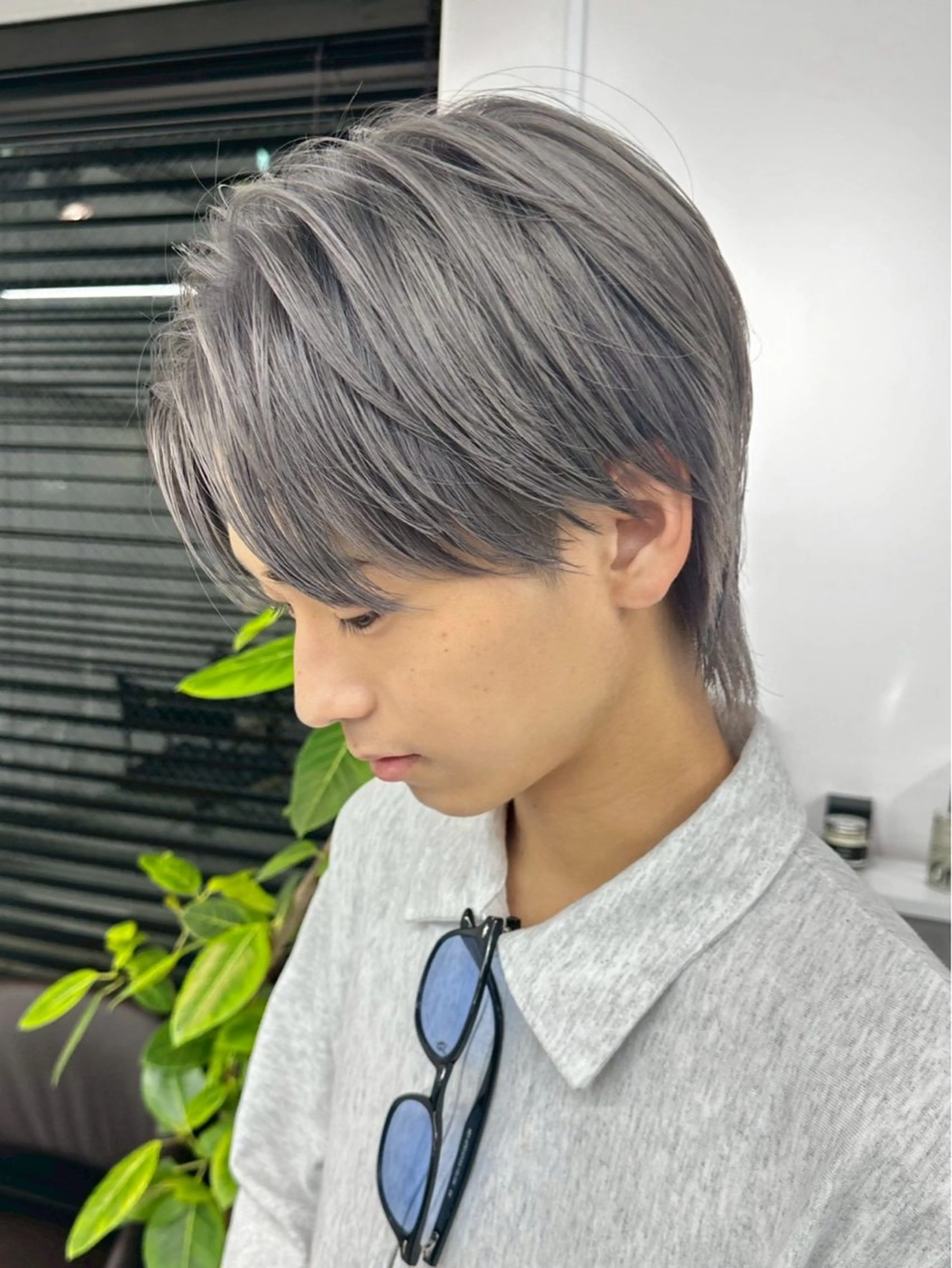 ショート ヘアカラー トリートメント ハイトーン/ブリーチ 八重津 晃輔のヘアスタイル