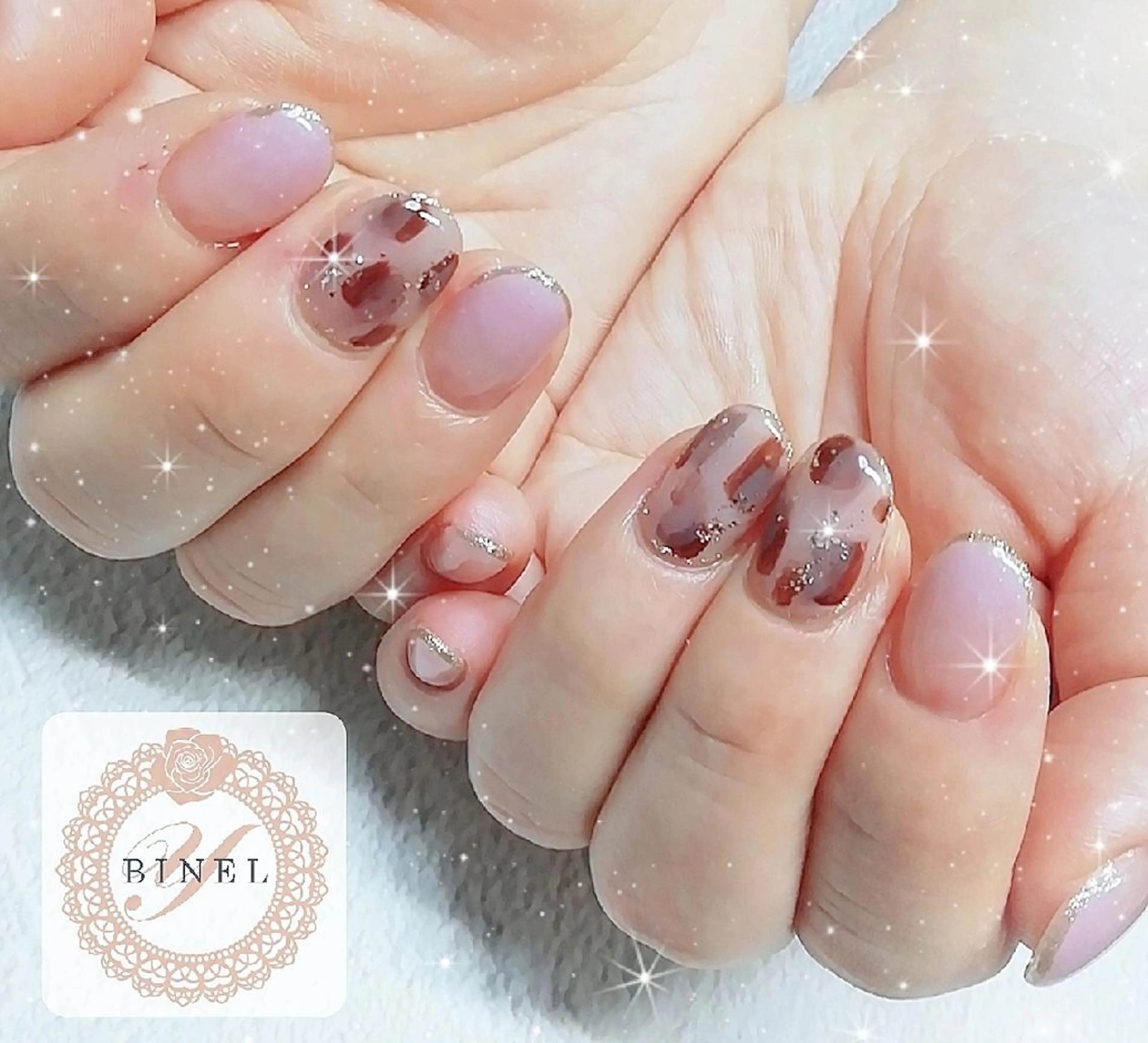 ネイル べっ甲ネイル フレンチネイル グラデーション ニュアンスネイル ハンドネイル Nail Salon Y.BINELのネイルデザイン