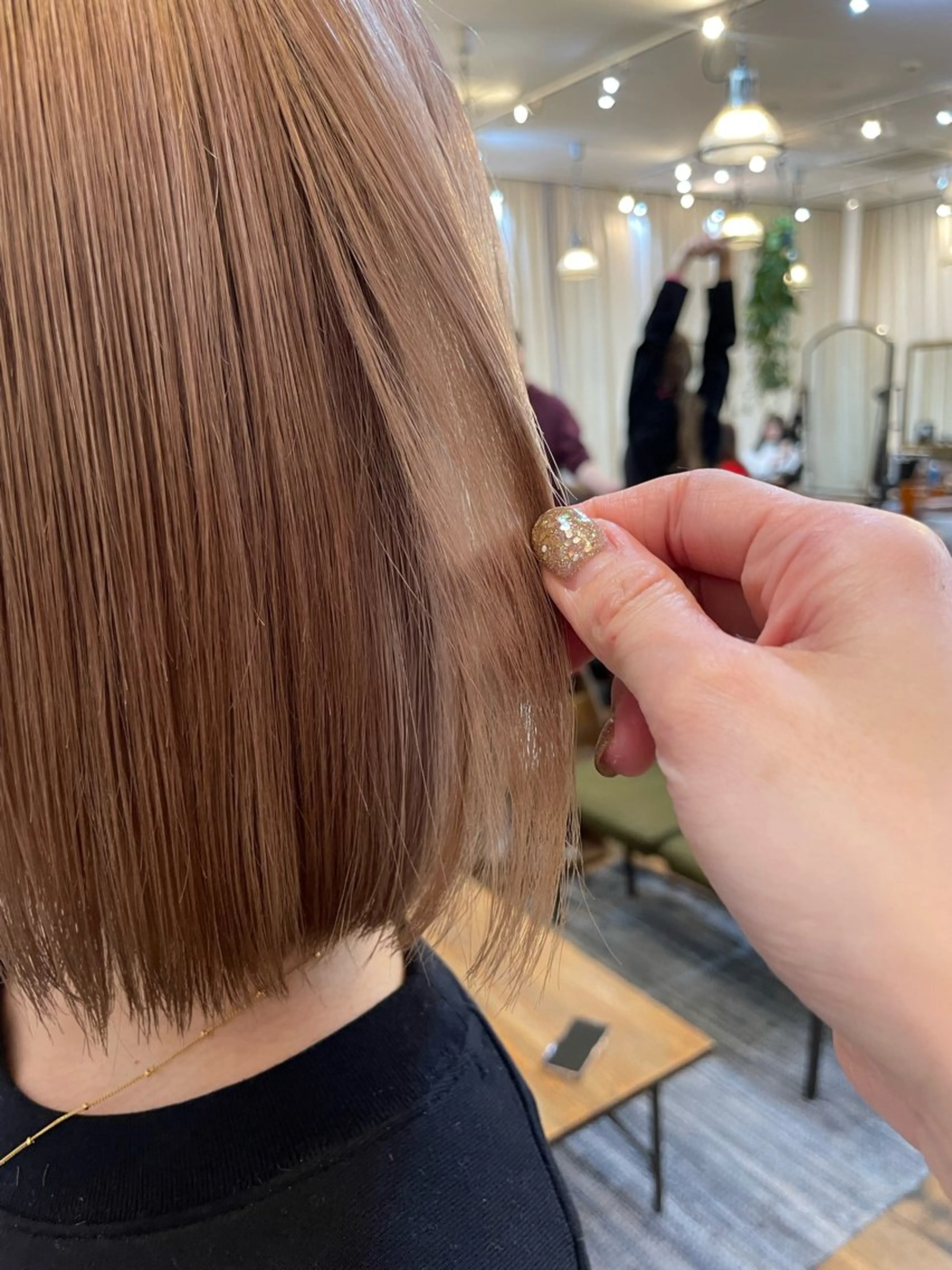 ミディアム カラー ブリーチ 似合わせカット‪// 鶴我万唯華のヘアスタイル