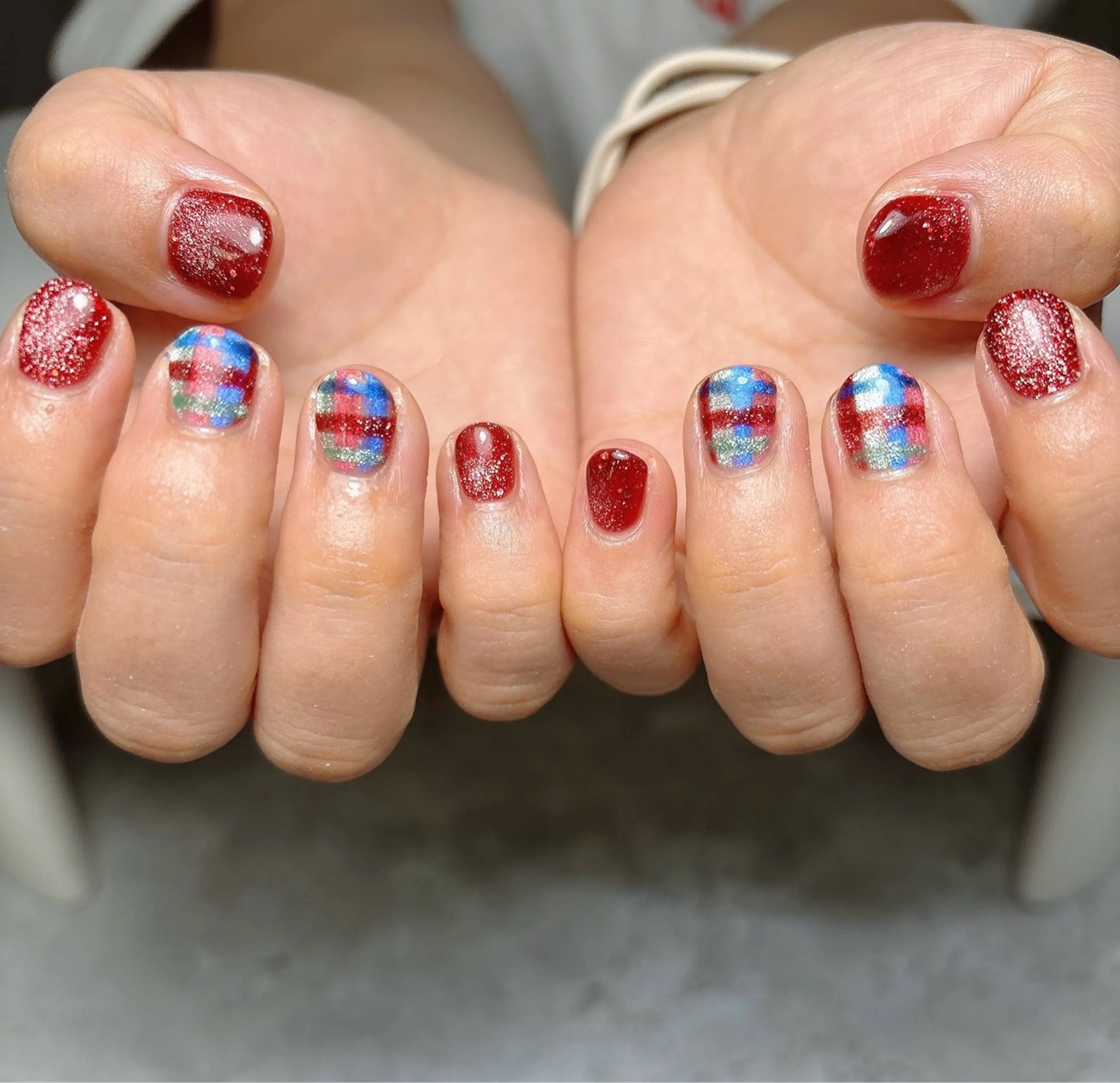 ネイル アートネイル マグネットネイル 大東市ネイルサロン 【KYURA】ｷｭﾗのネイルデザイン