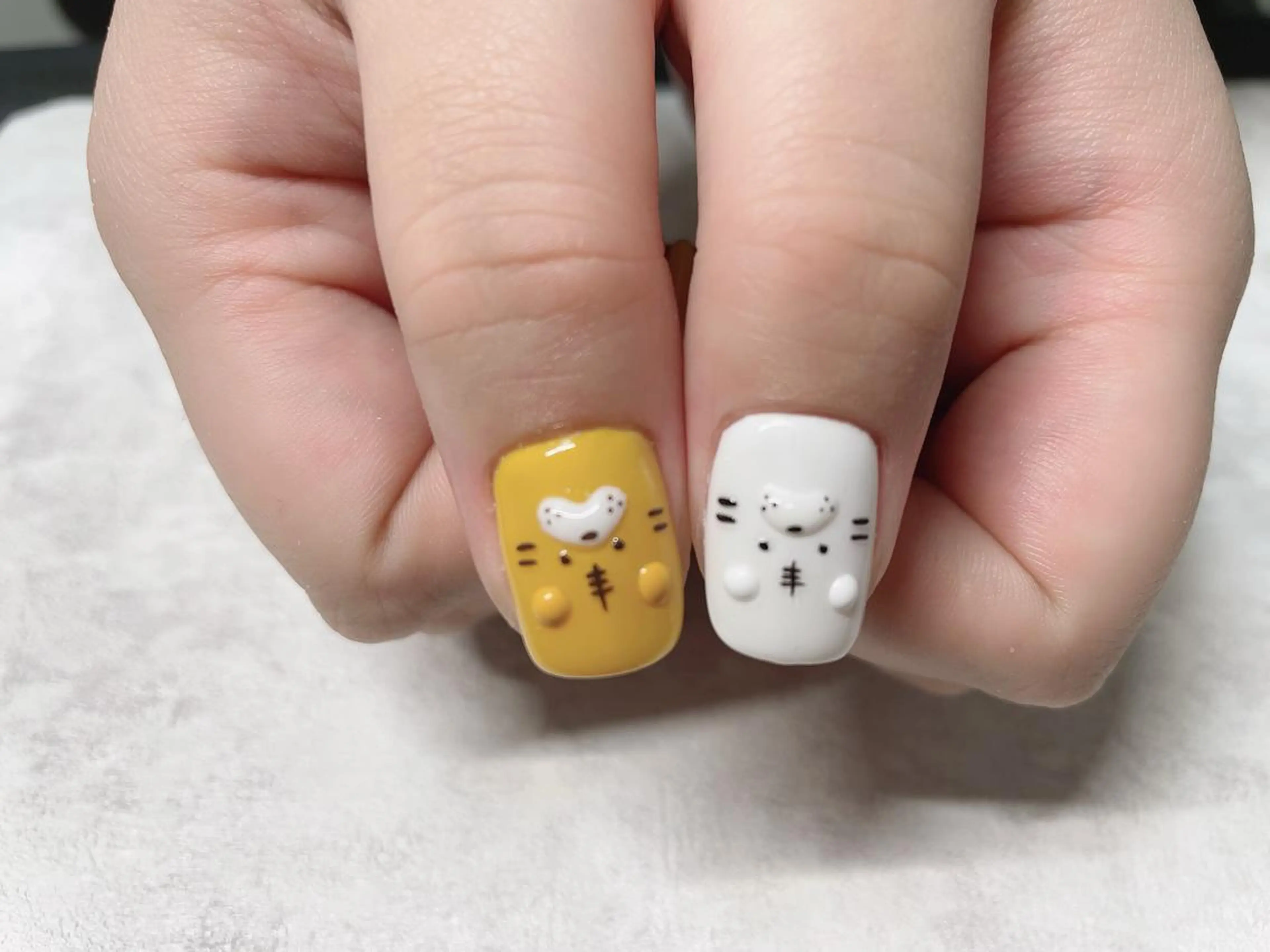 ネイル アートネイル フットネイル キラキラネイル ニュアンスネイル オフィスネイル nail happiness.のネイルデザイン