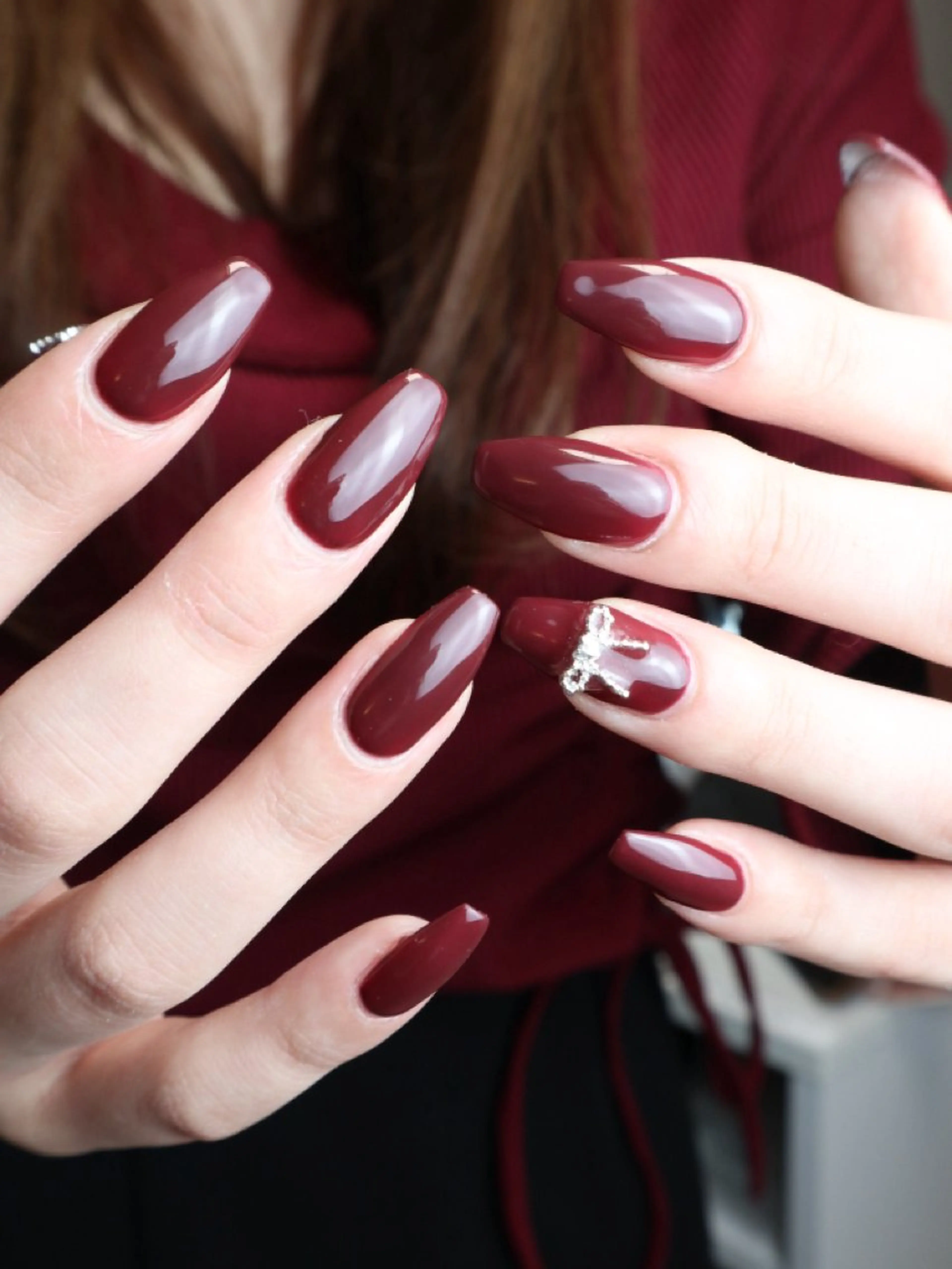 ネイル ボルドー ワンカラーネイル シンプルネイル 冬ネイル ハンドネイル めいか /Meikaのネイルデザイン