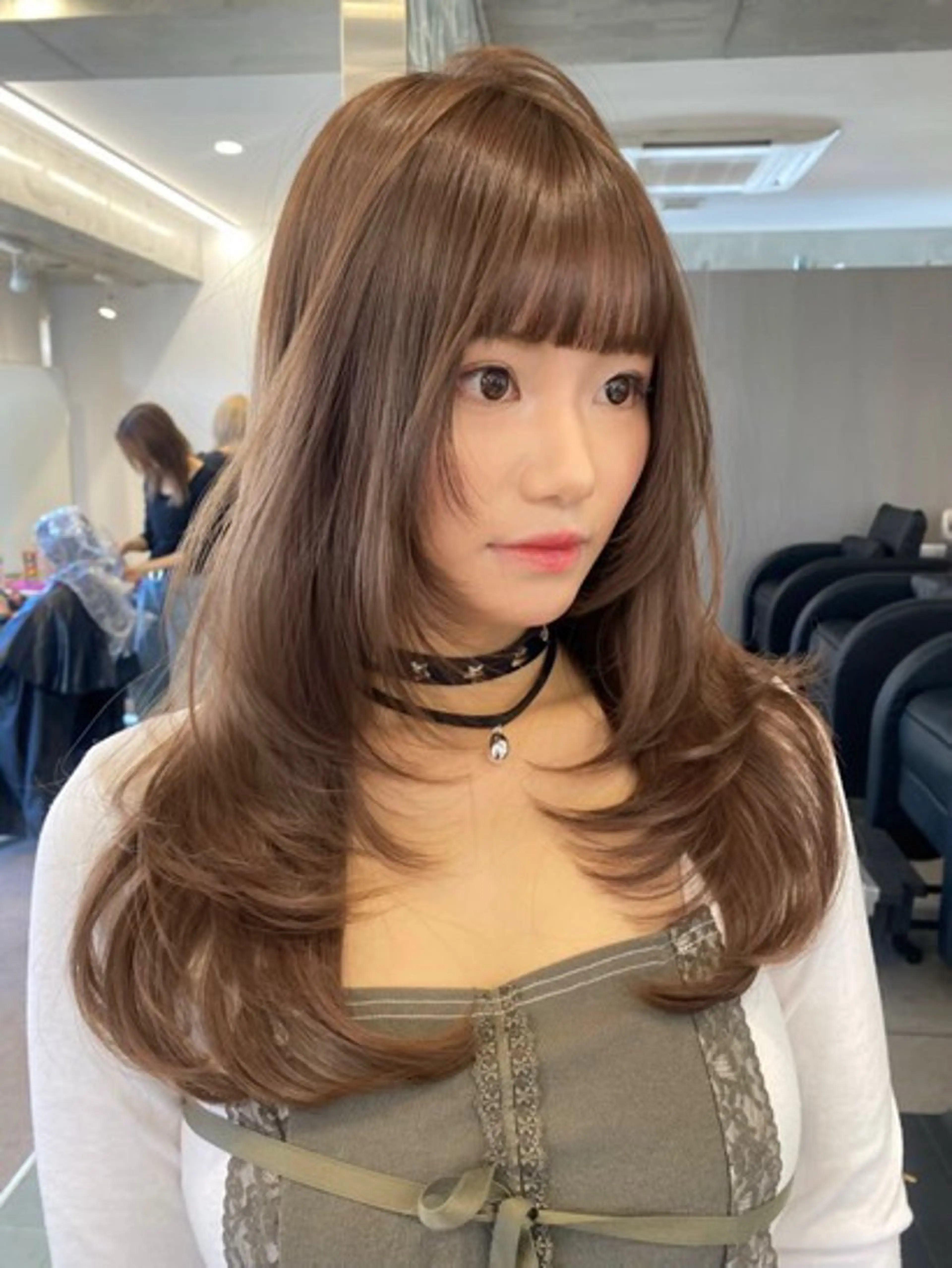 セミロング カラー ヘアアレンジ 韓国風ヘア レイヤーカット fifth 黒木のヘアスタイル