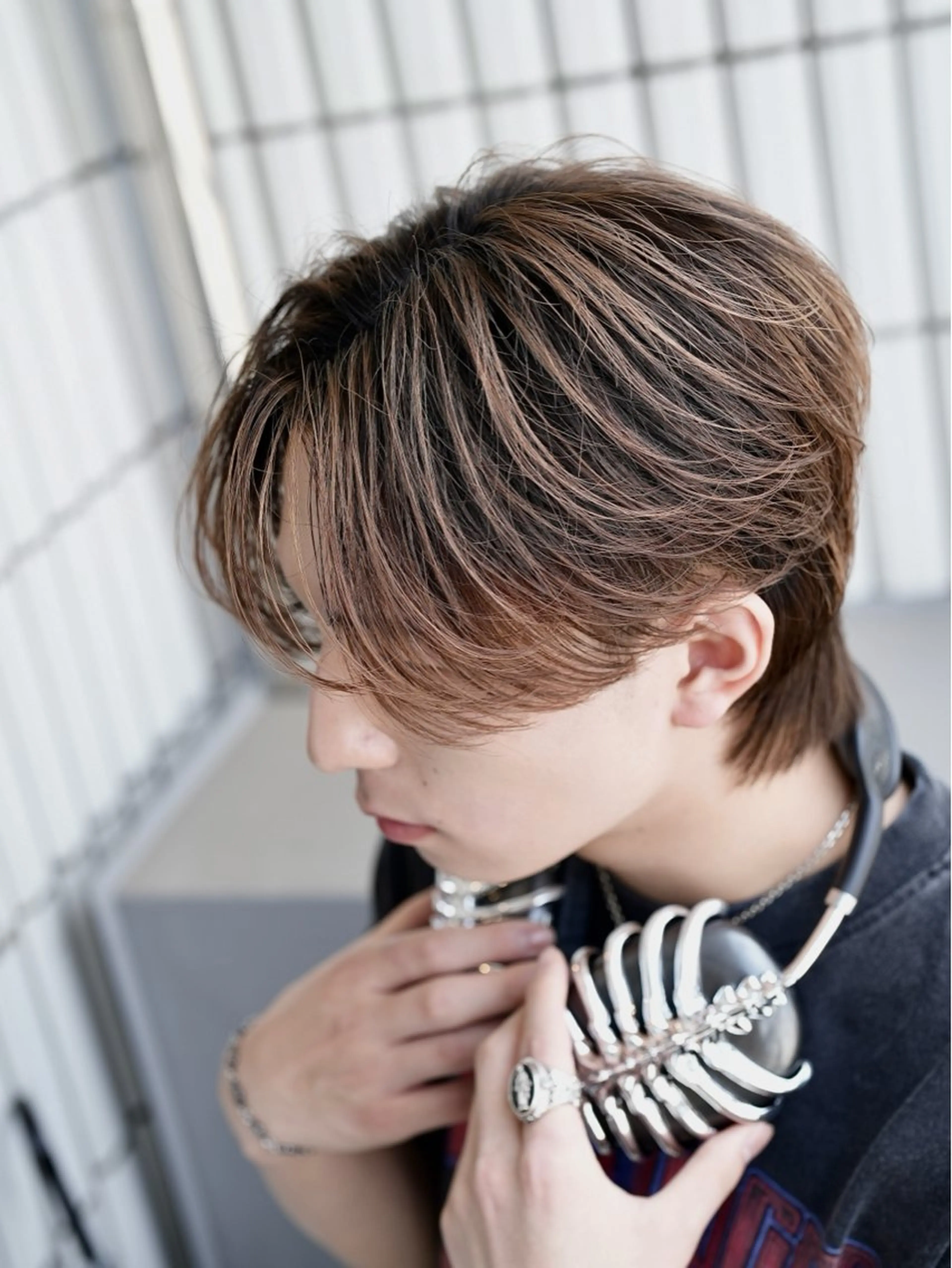 ショート カラー メンズ メンズバレイヤージュ メンズブリーチ バレイヤージュ ブリーチ ブリーチなしカラー 外国人風カラー職人 レオのヘアスタイル