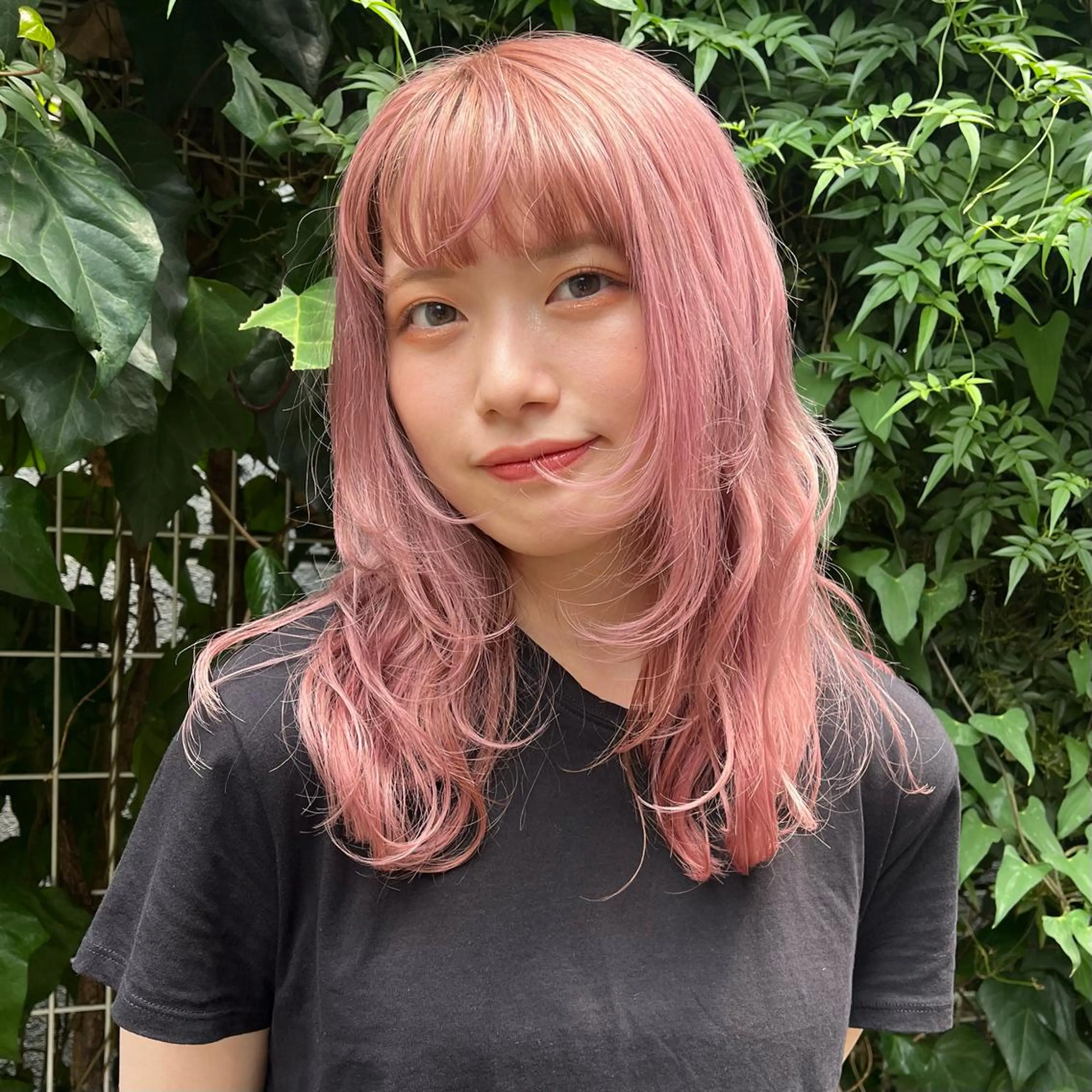 ロング カラー ベージュカラー ピンクカラー ピンクベージュ ヘアカラー トリートメント ボブハイトーン🦖 デザインMAMIのヘアスタイル