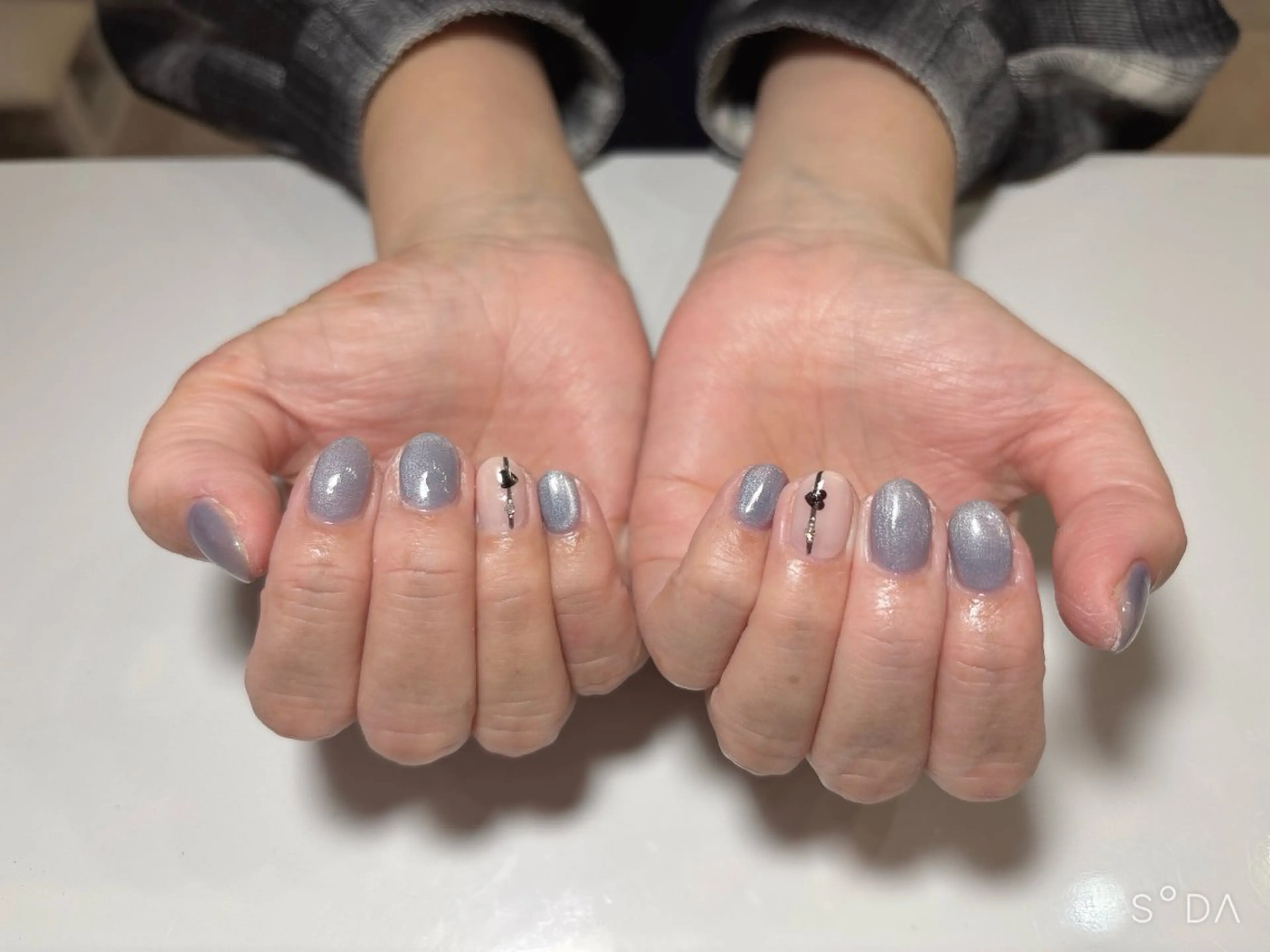 ネイル ハンドネイル Ree所属・ネイル脱毛 Reeのネイルデザイン