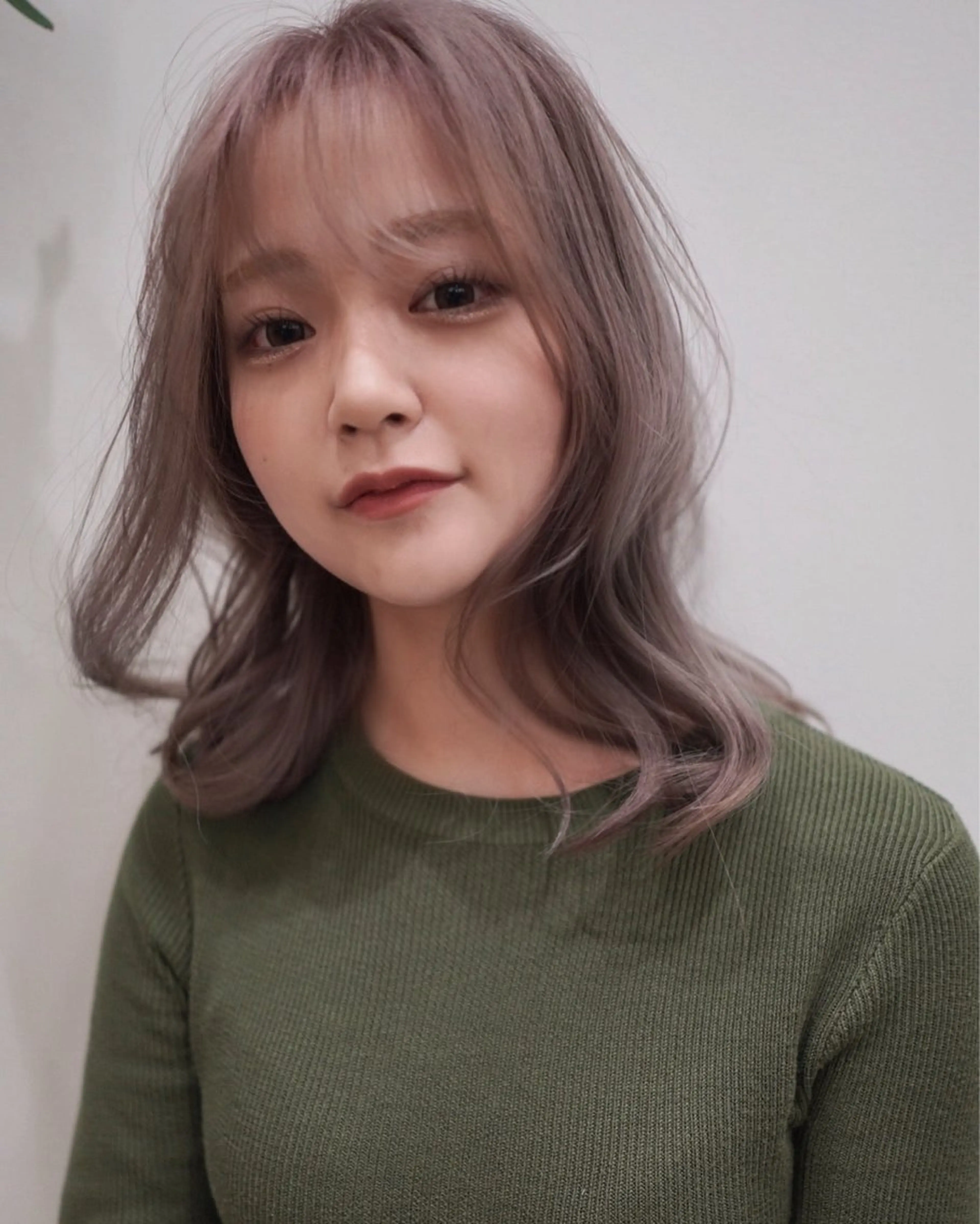 ロング カラー 💛🤍U too e’s 鎌倉🧸のヘアスタイル